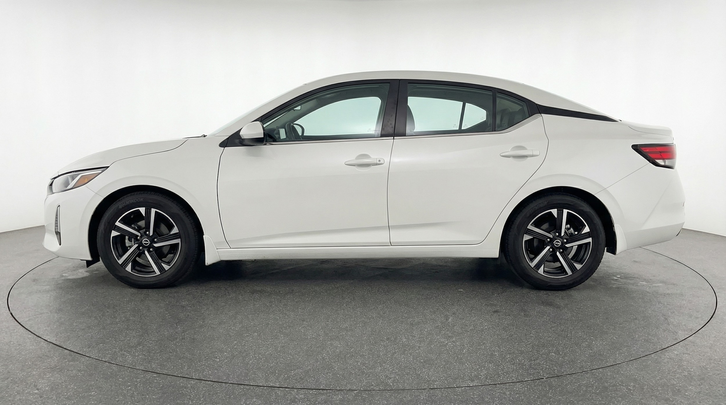 Thumbnail: 2025 Nissan Sentra - 4