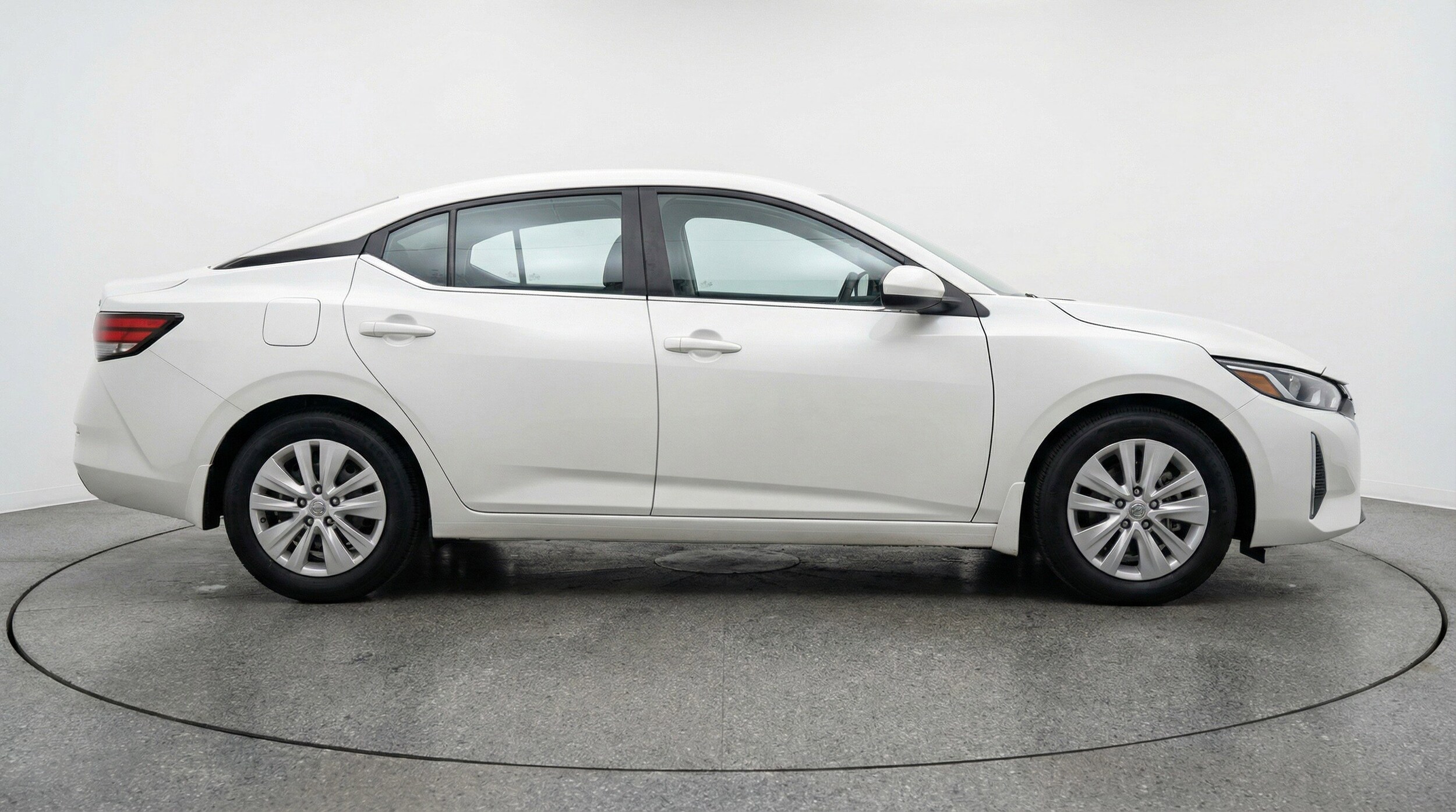 Thumbnail: 2025 Nissan Sentra - 11