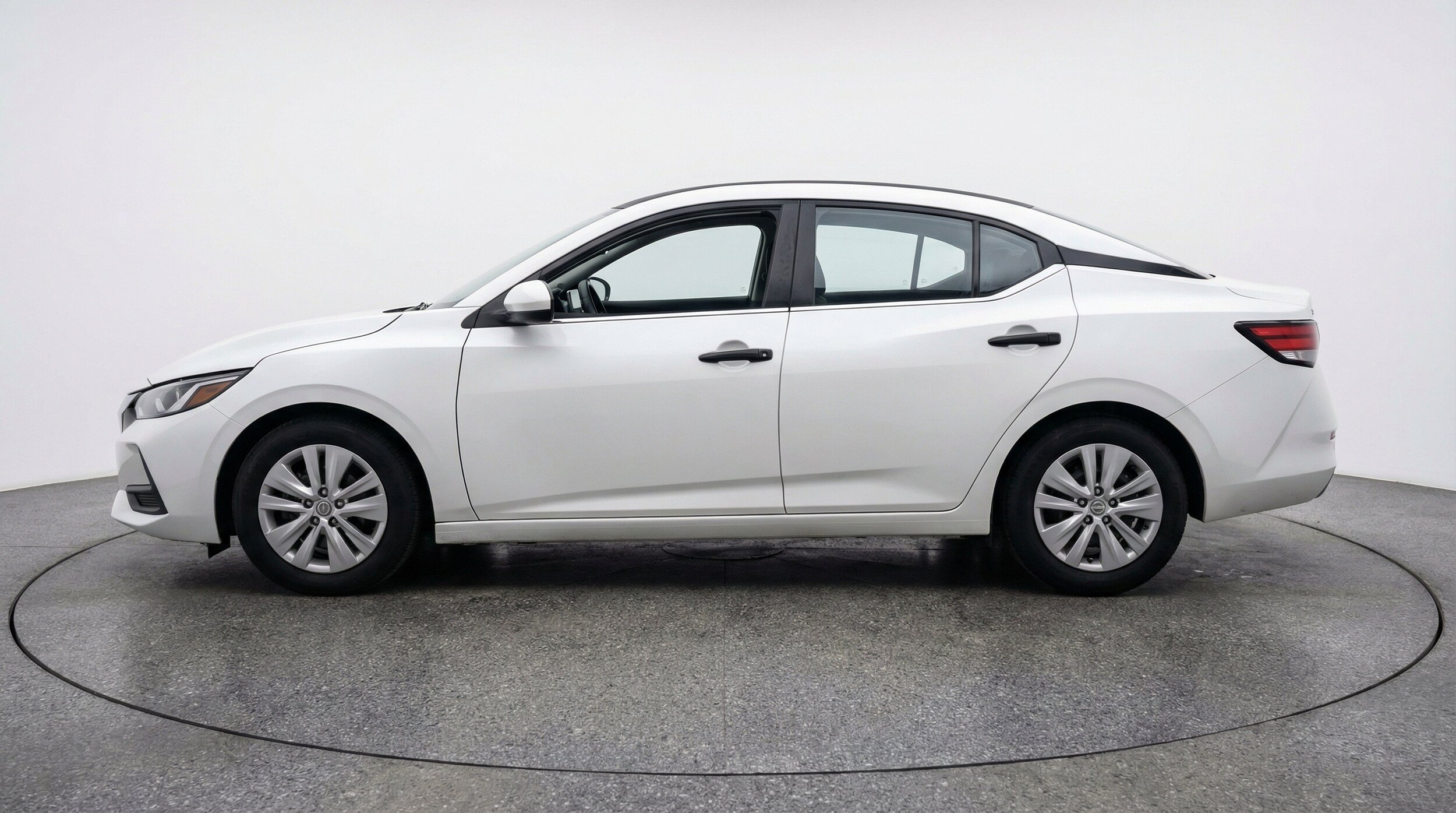 Thumbnail: 2025 Nissan Sentra - 3