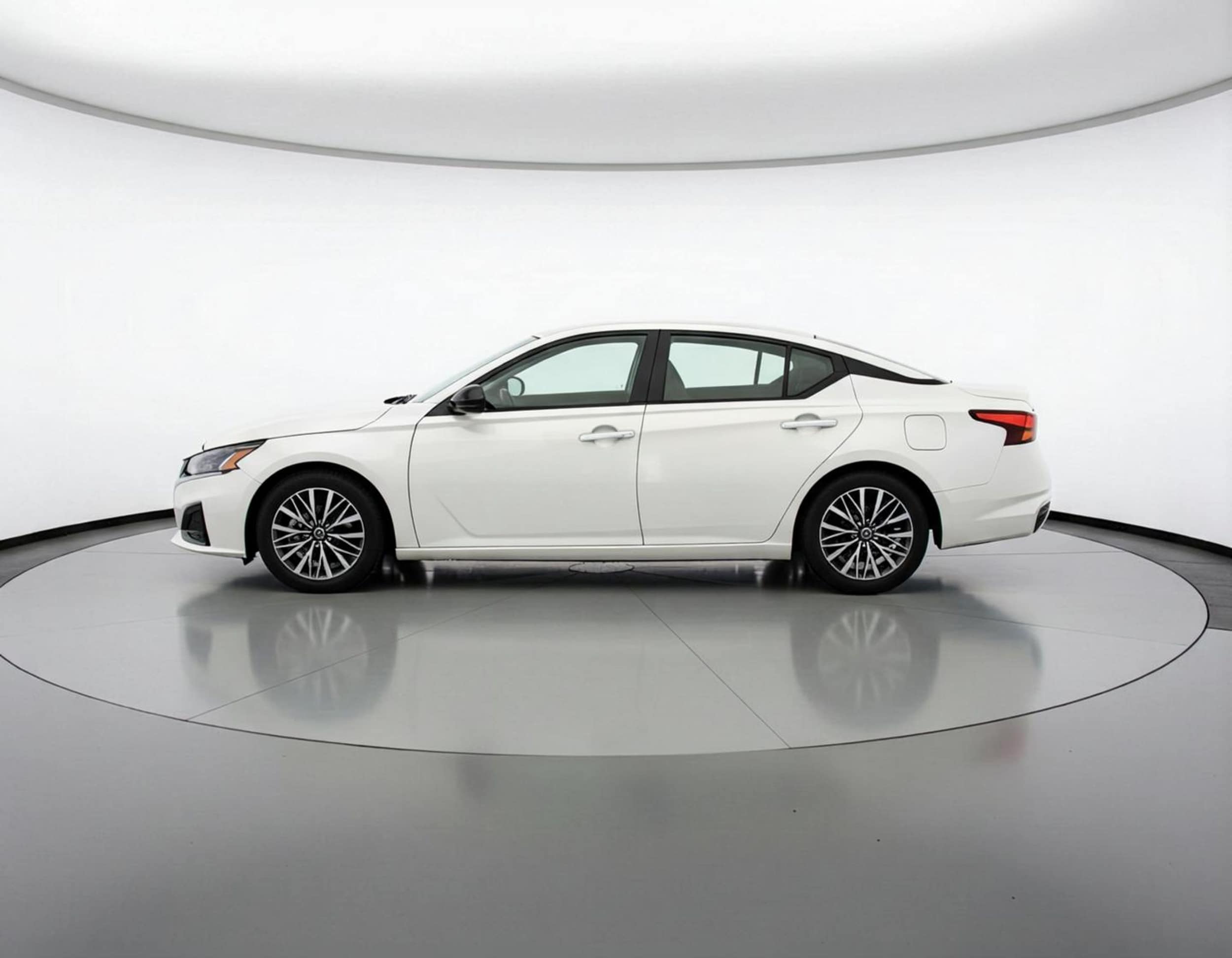 Thumbnail: 2025 Nissan Altima - 4