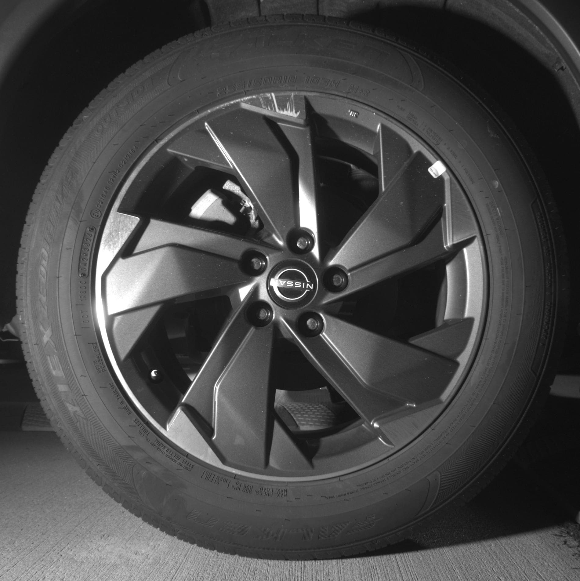 Thumbnail: 2025 Nissan Rogue - 12