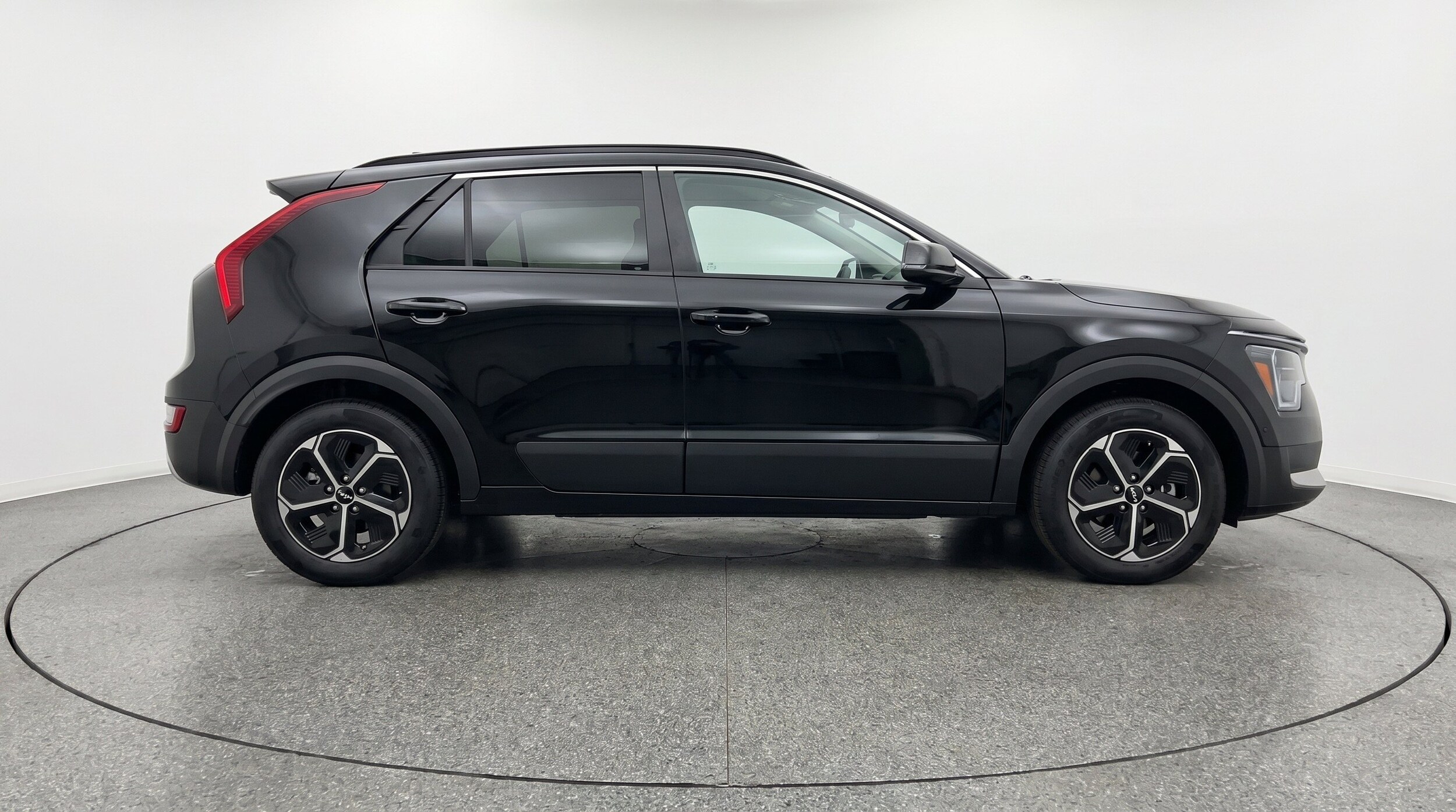 Thumbnail: 2026 Kia Niro - 11