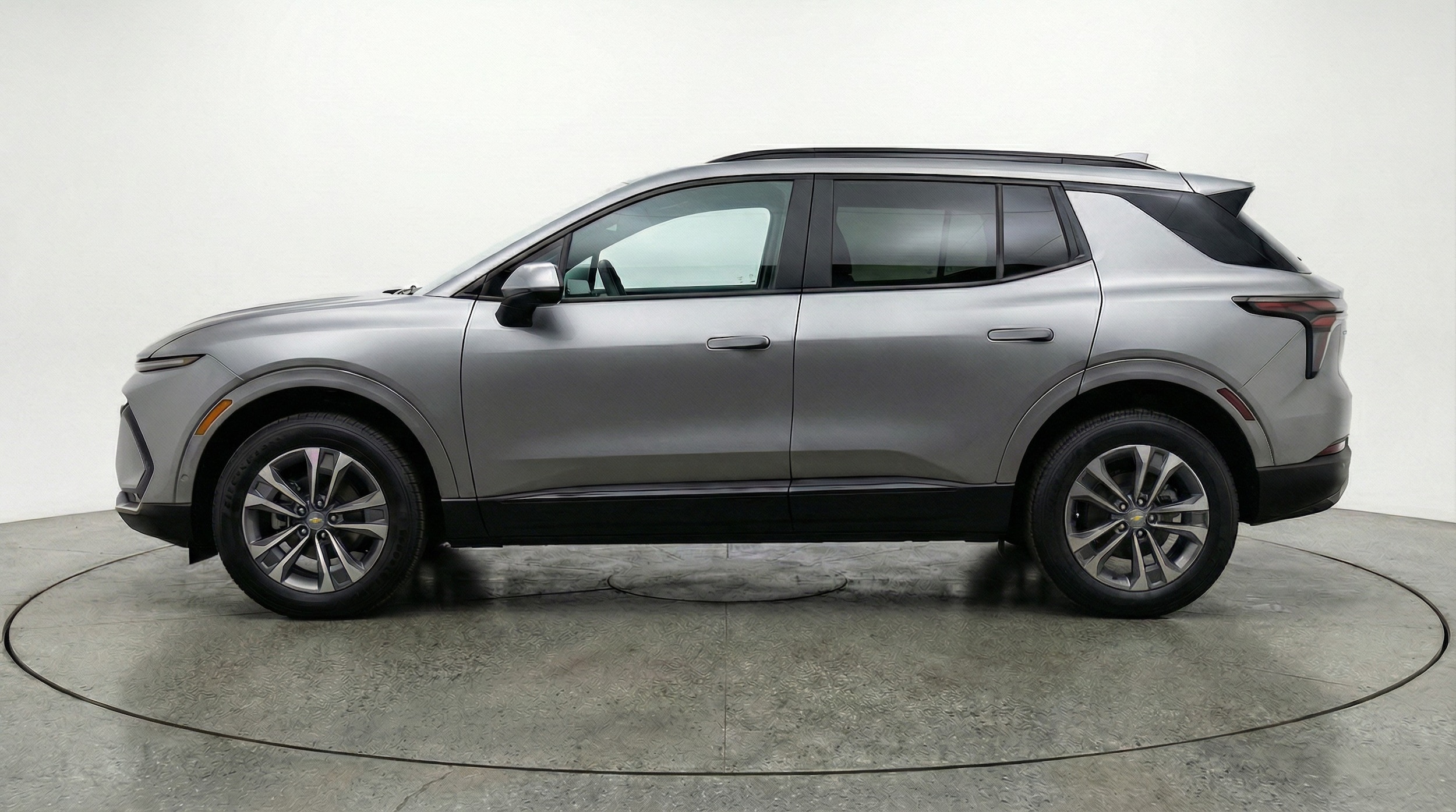 Thumbnail: 2025 Chevrolet Equinox - 4