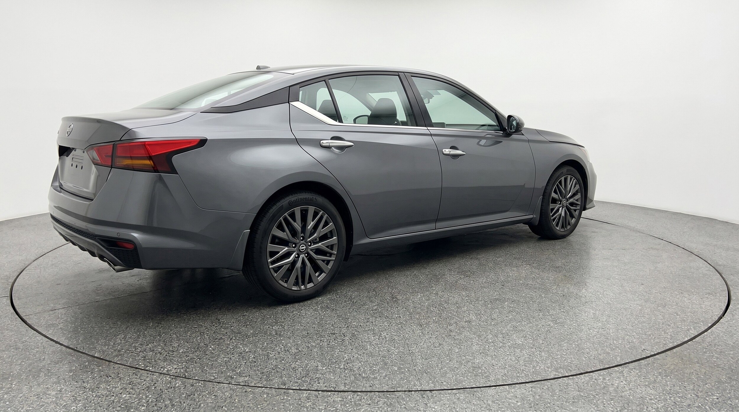 Thumbnail: 2025 Nissan Altima - 9