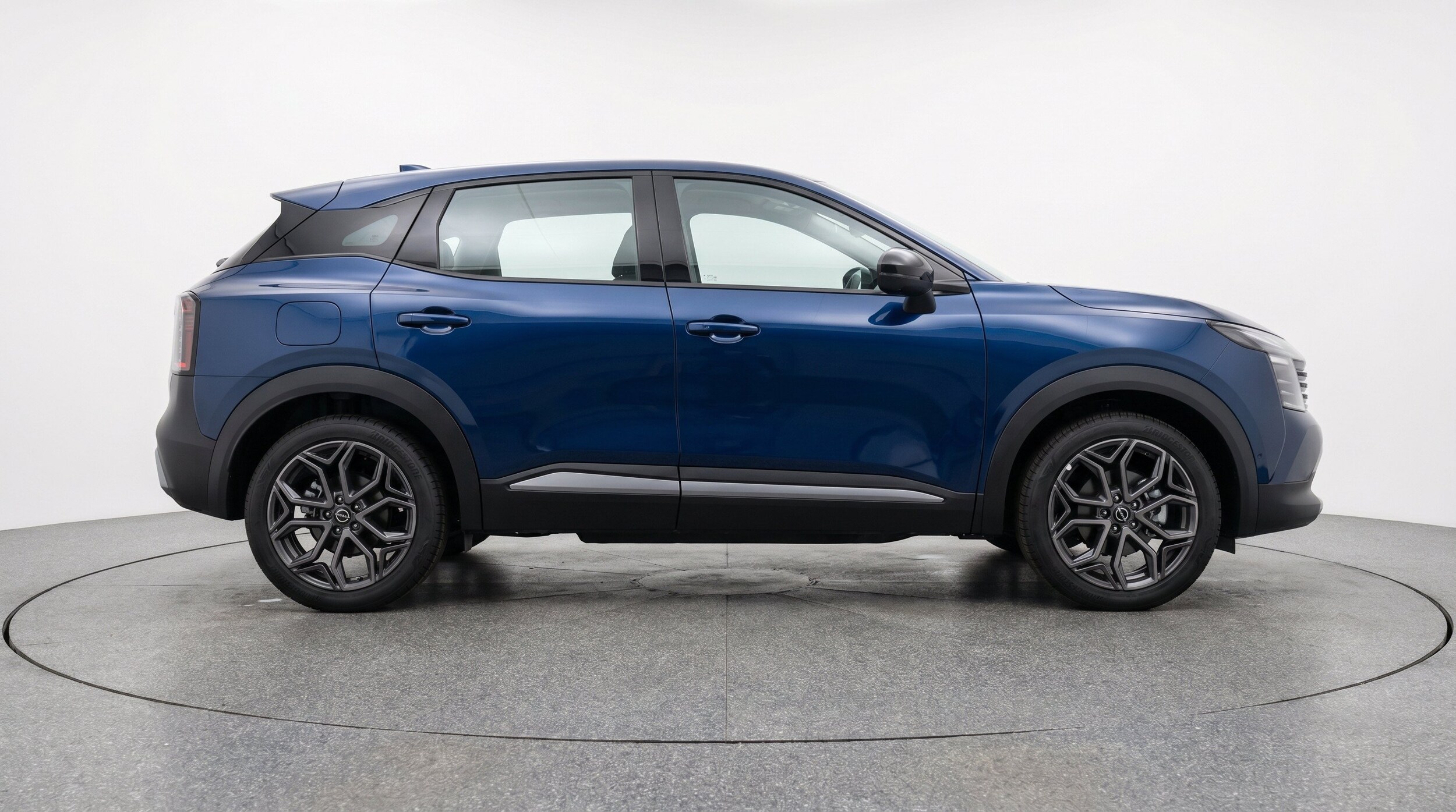 Thumbnail: 2026 Nissan Kicks - 11