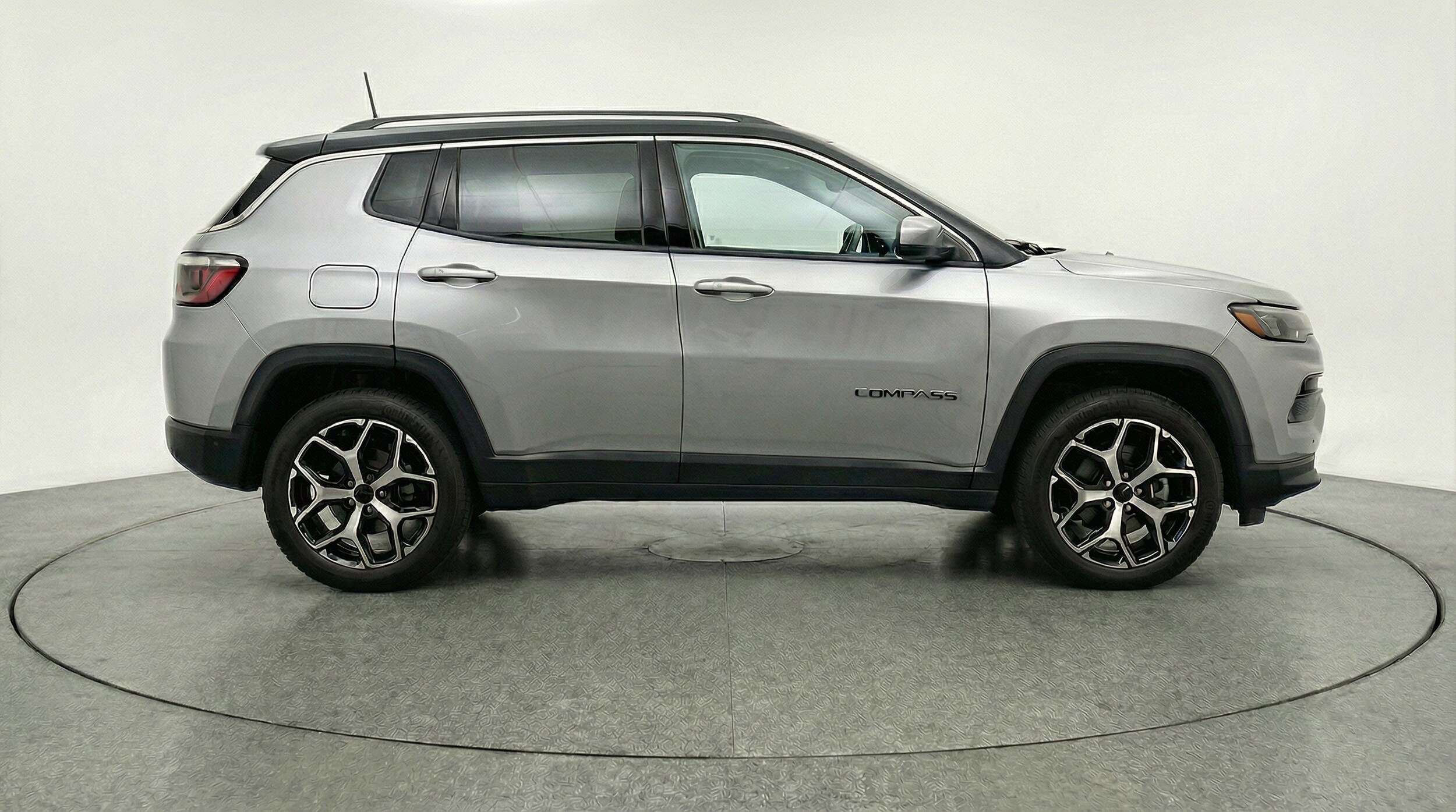 Thumbnail: 2025 Jeep Compass - 11