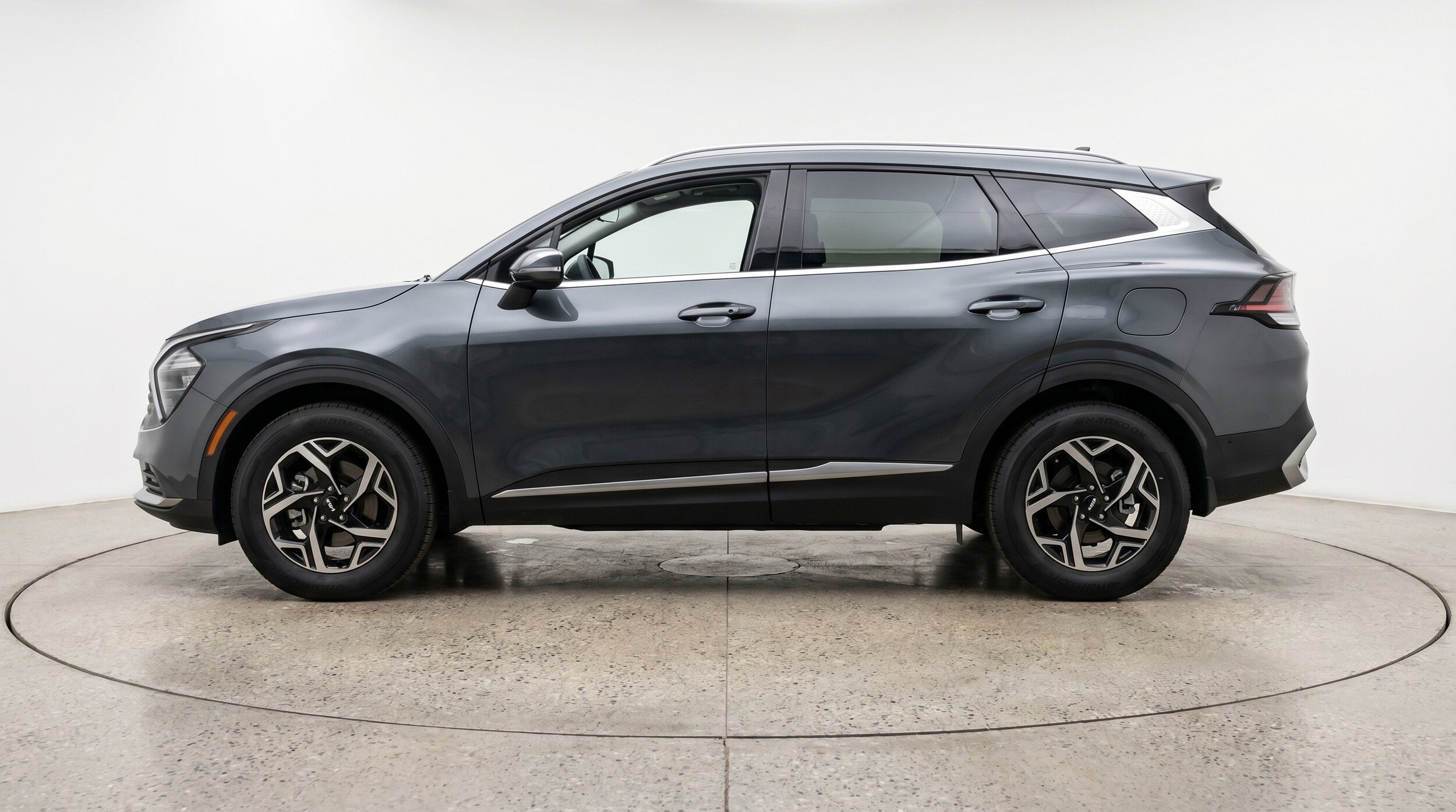 Thumbnail: 2025 Kia Sportage - 5