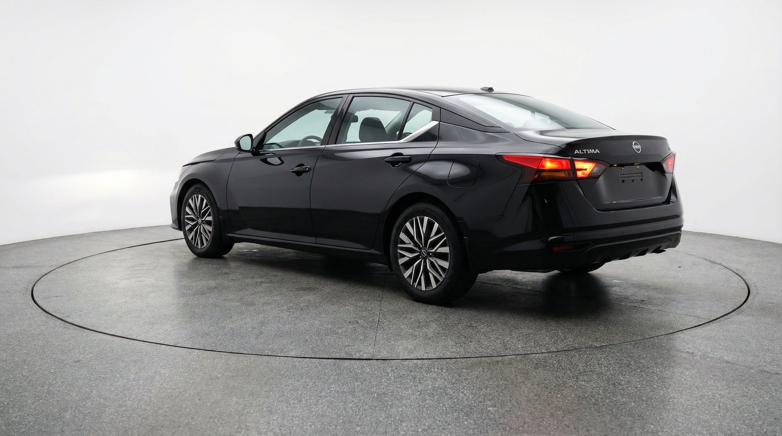 Thumbnail: 2026 Nissan Altima - 6