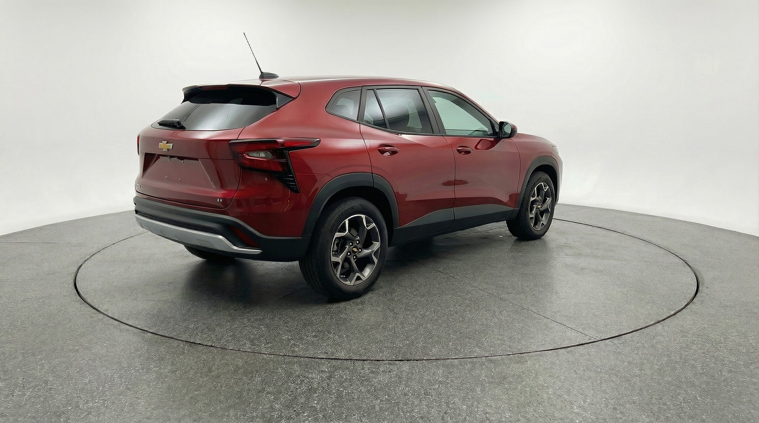 Thumbnail: 2025 Chevrolet Trax - 7