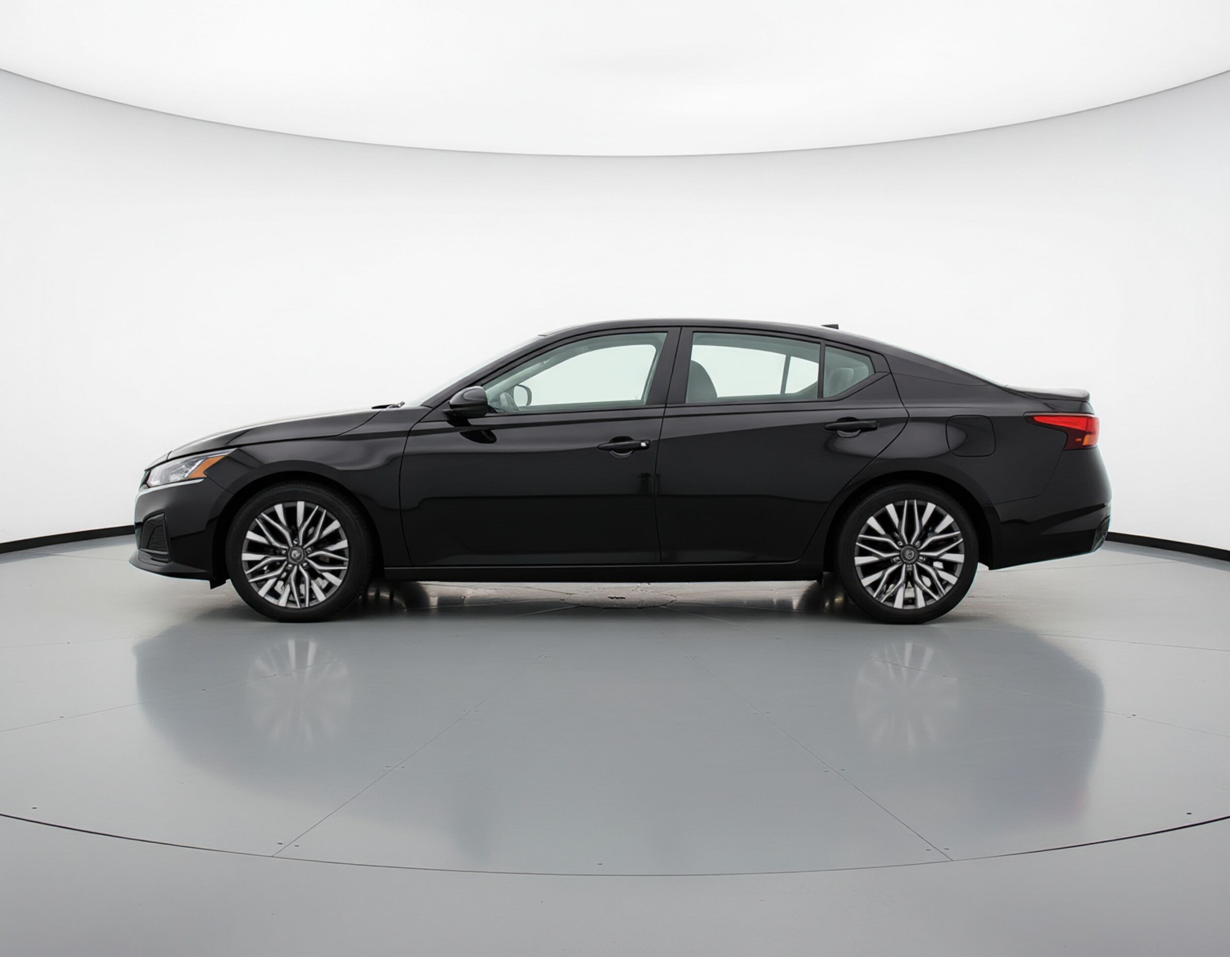 Thumbnail: 2025 Nissan Altima - 4