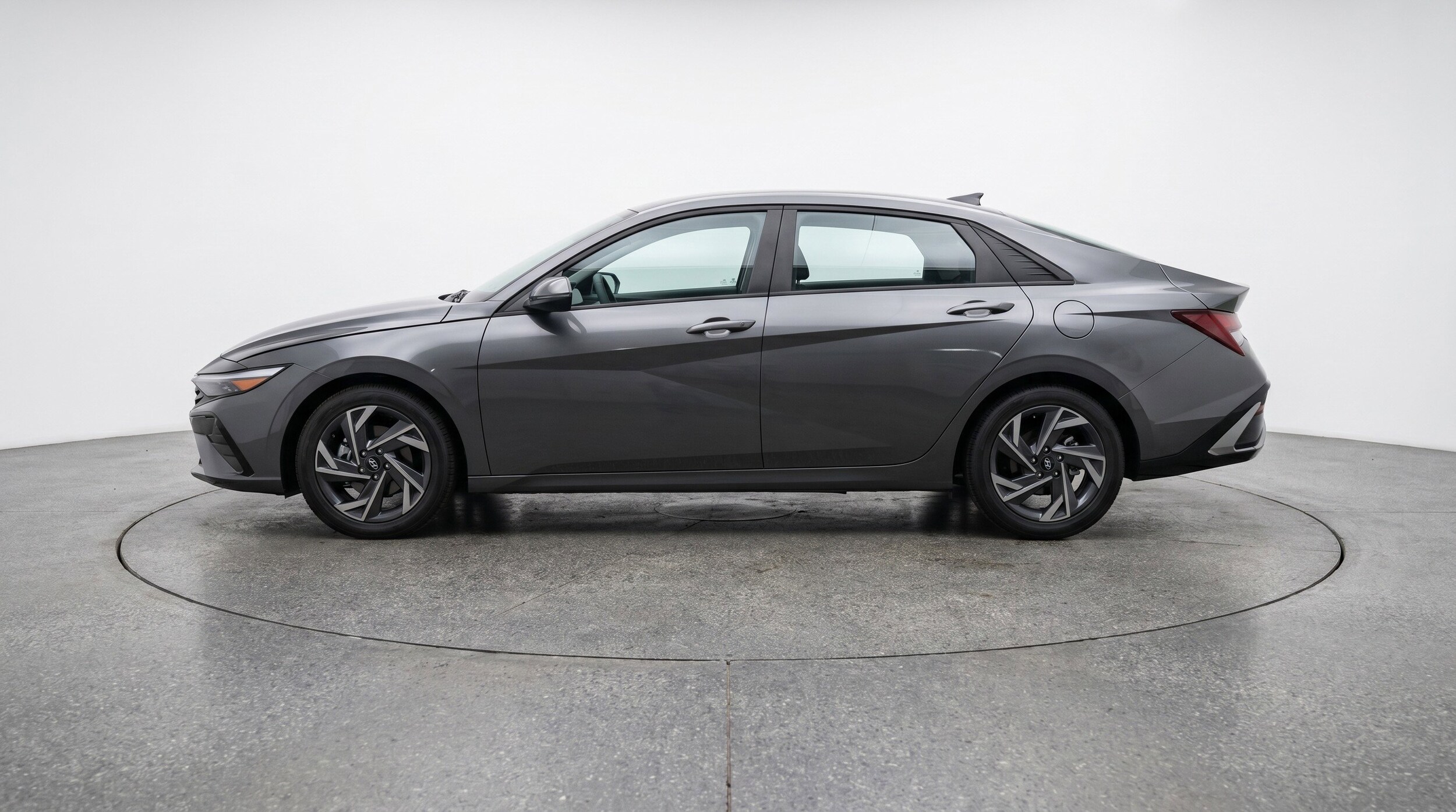 Thumbnail: 2025 Hyundai Elantra - 5