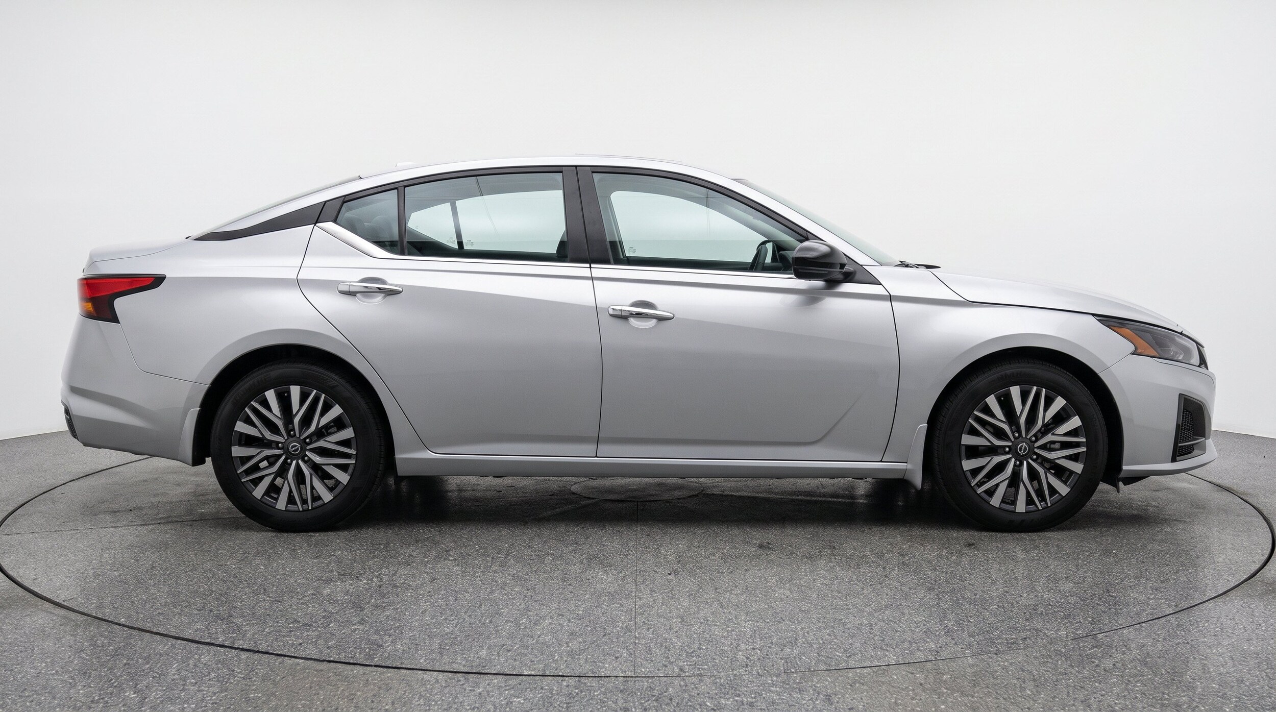 Thumbnail: 2025 Nissan Altima - 11