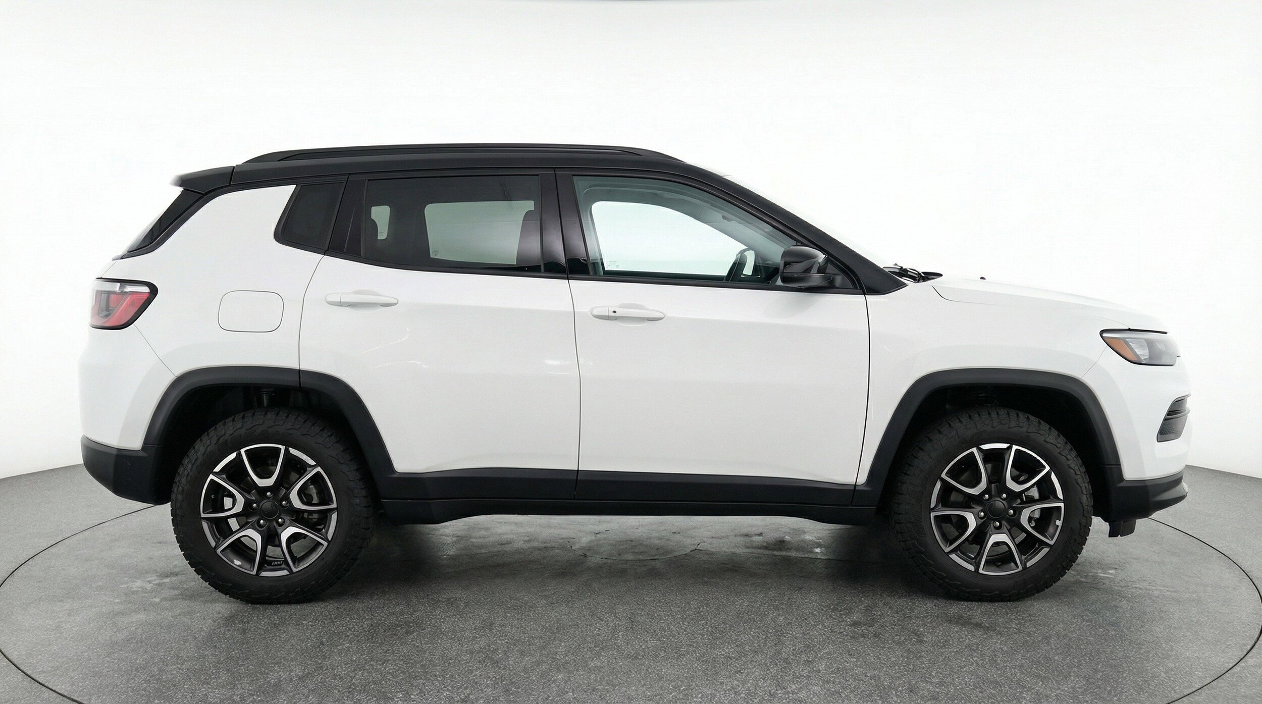Thumbnail: 2025 Jeep Compass - 11