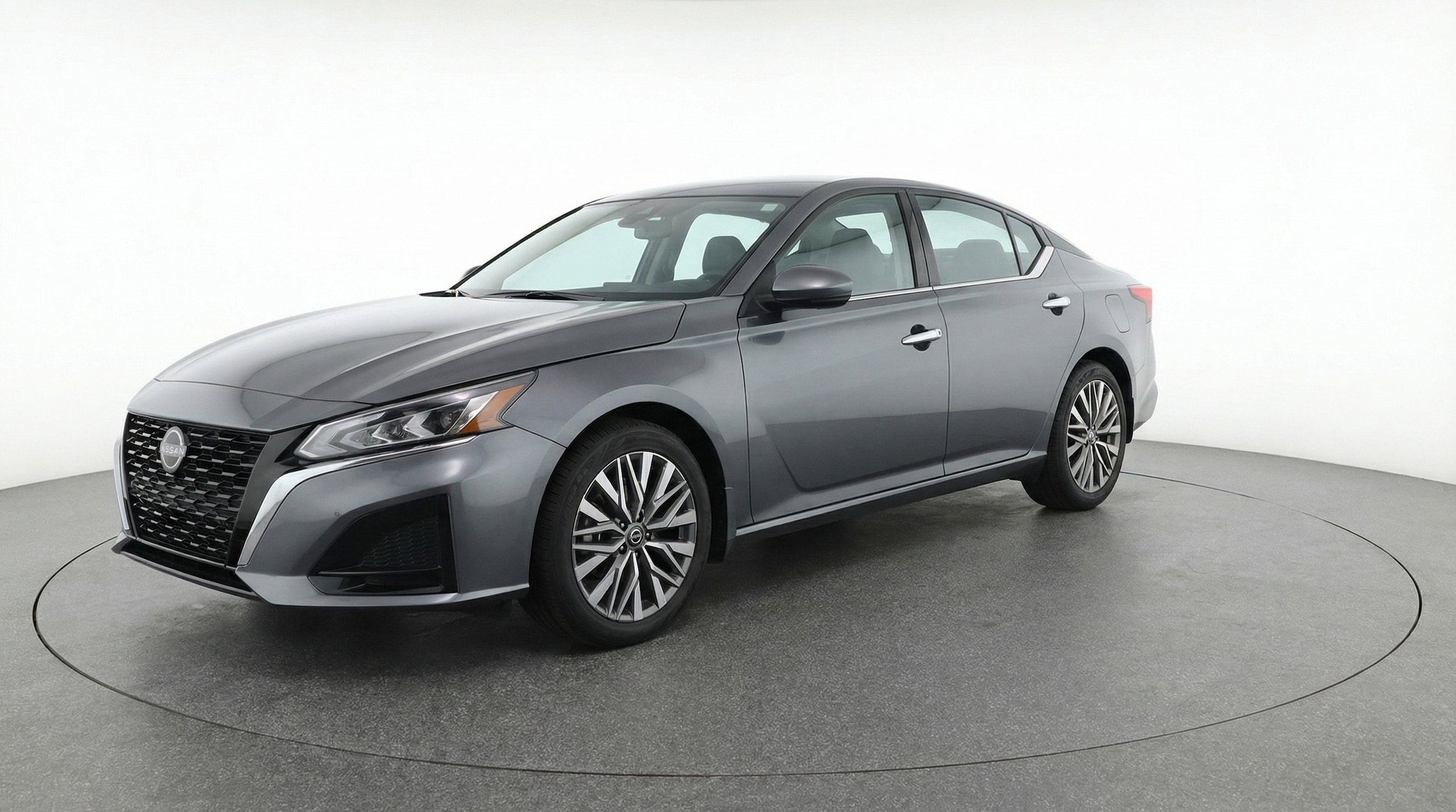 Thumbnail: 2025 Nissan Altima - 3