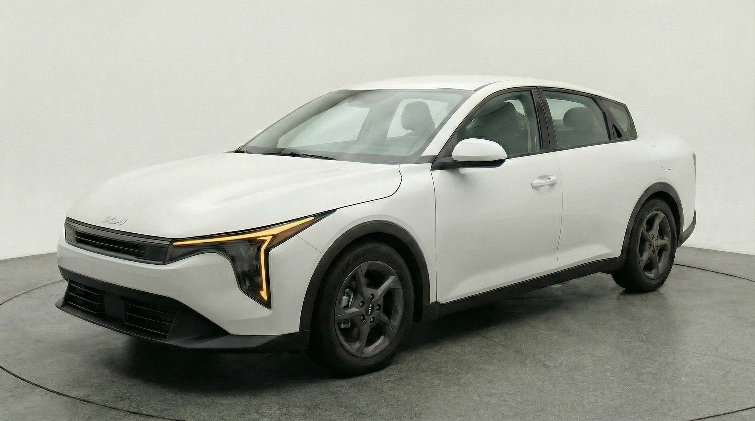 Thumbnail: 2025 Kia K4 - 3