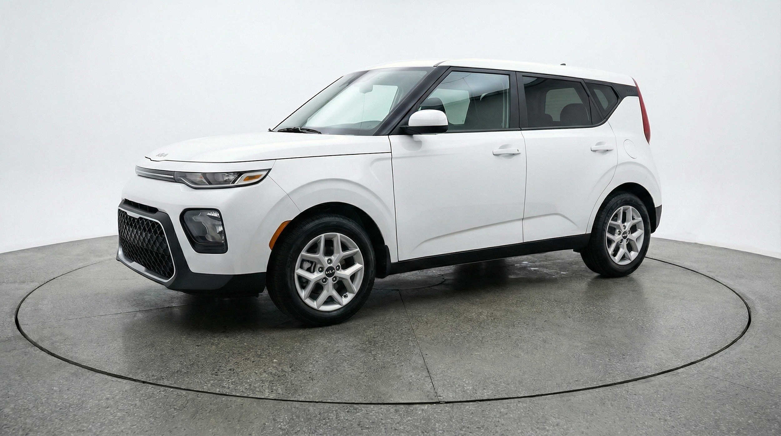 Thumbnail: 2025 Kia Soul - 3