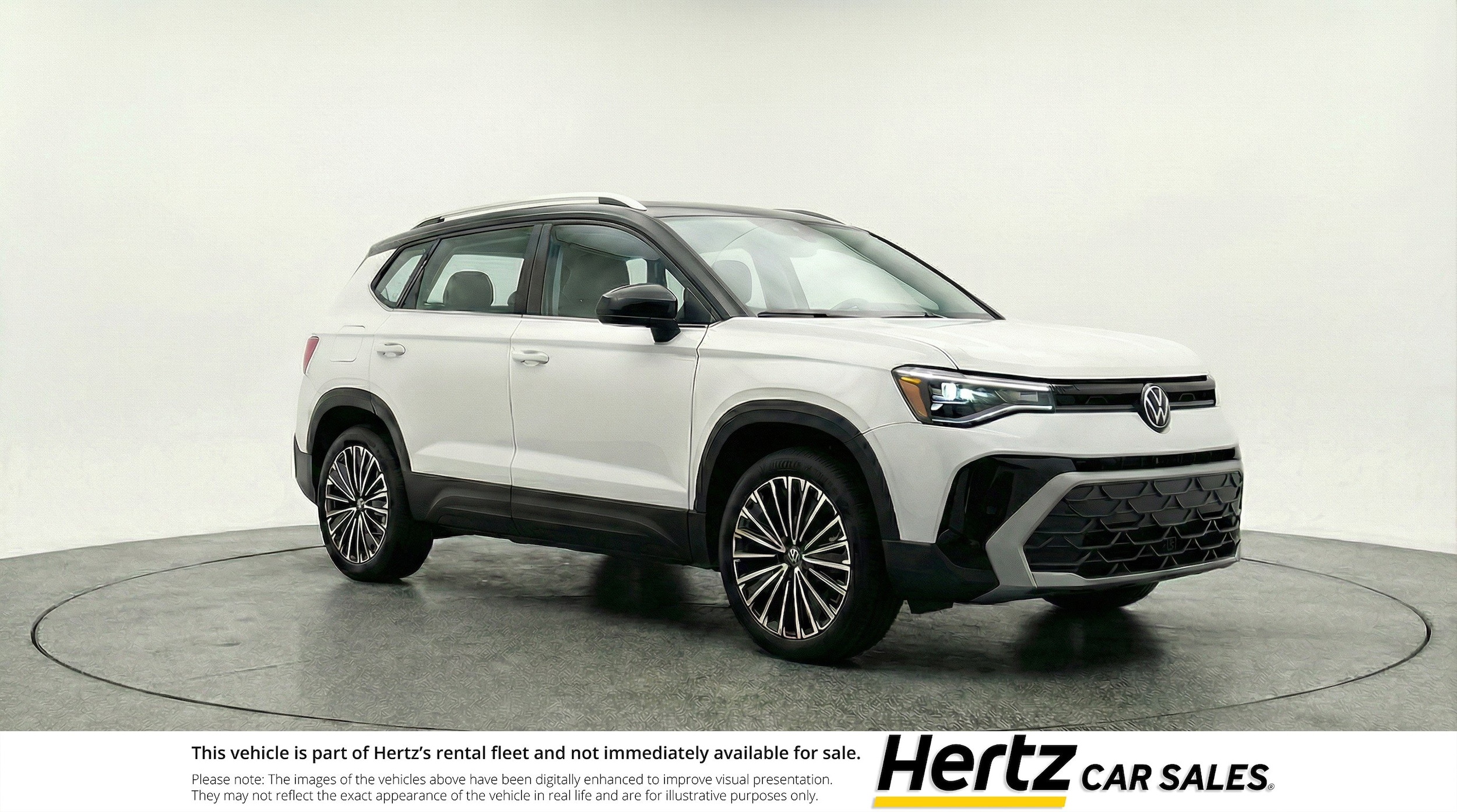 Thumbnail: 2025 Volkswagen Taos - 1