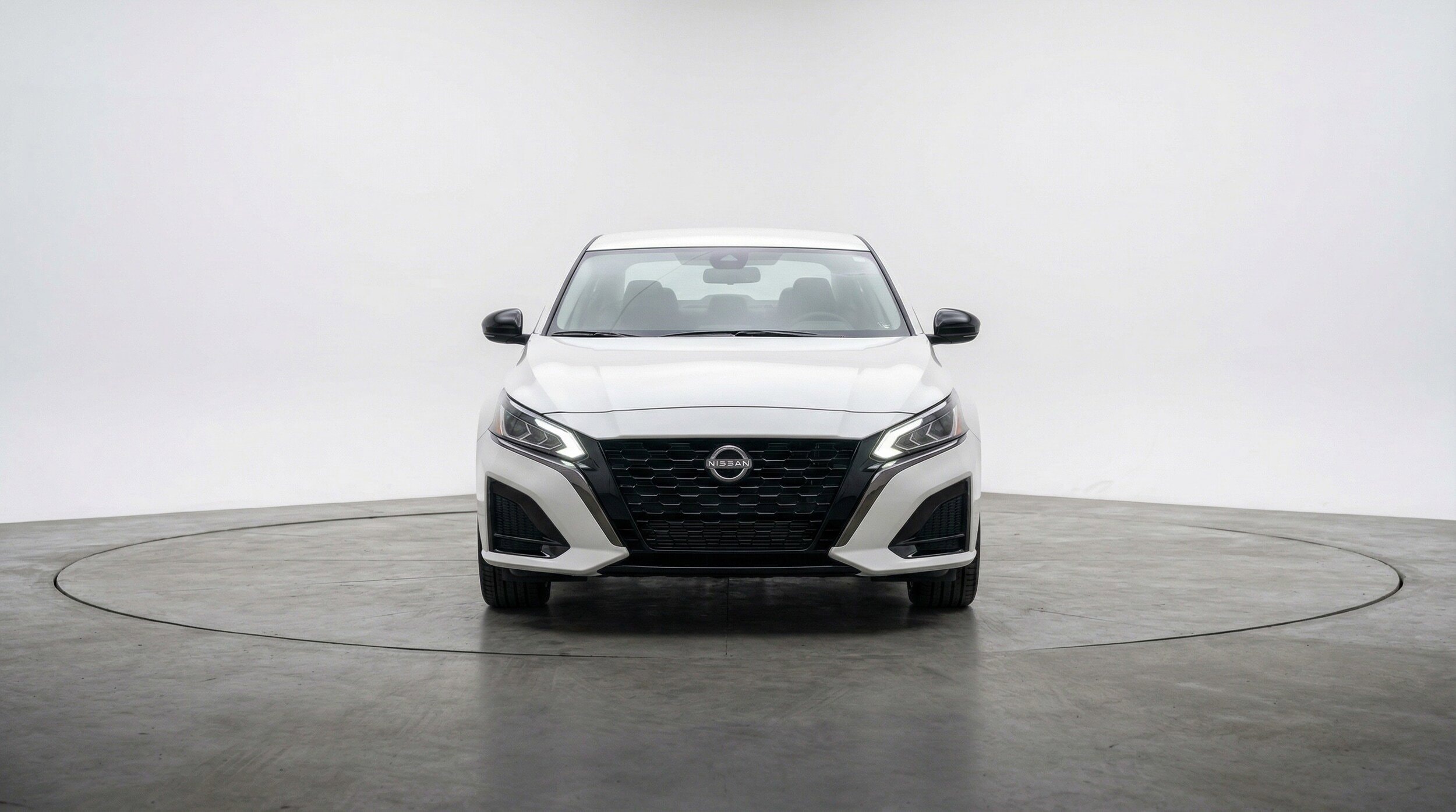 Thumbnail: 2025 Nissan Altima - 2