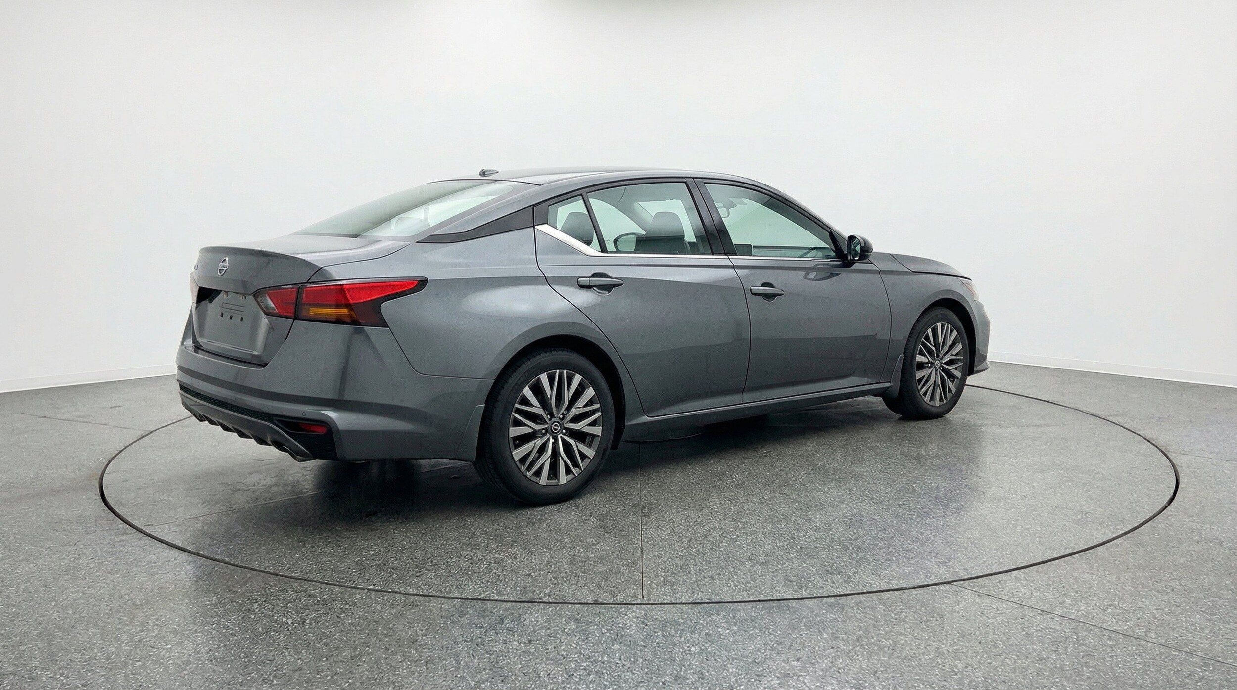 Thumbnail: 2025 Nissan Altima - 9