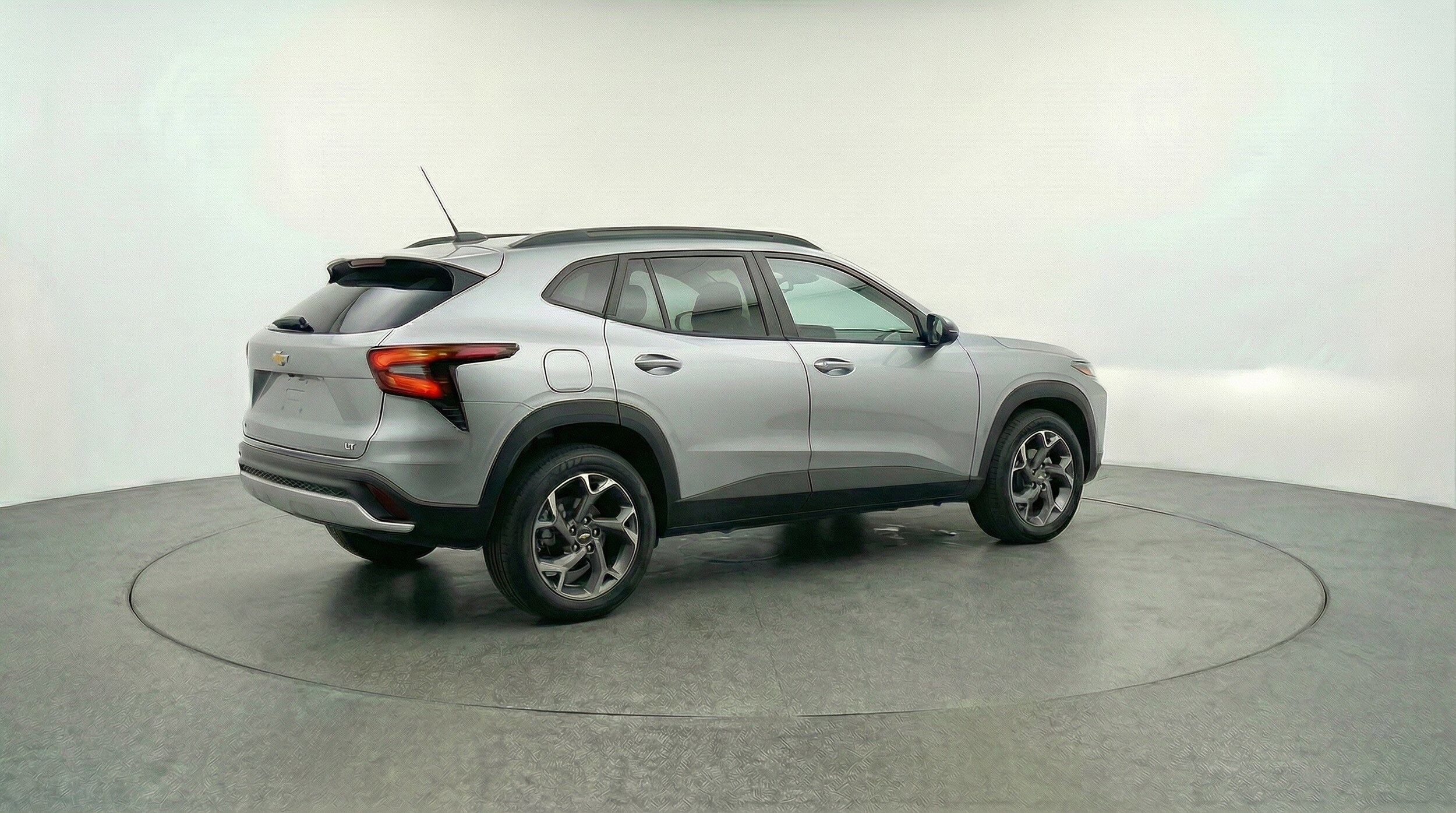 Thumbnail: 2025 Chevrolet Trax - 9