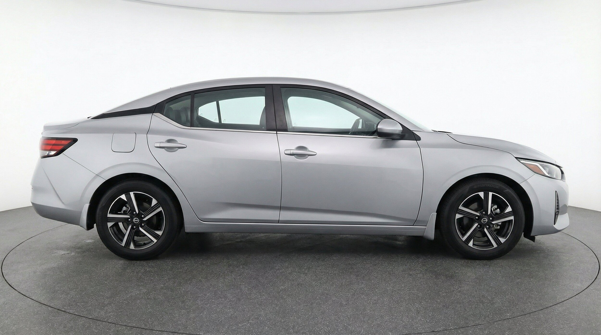 Thumbnail: 2025 Nissan Sentra - 11