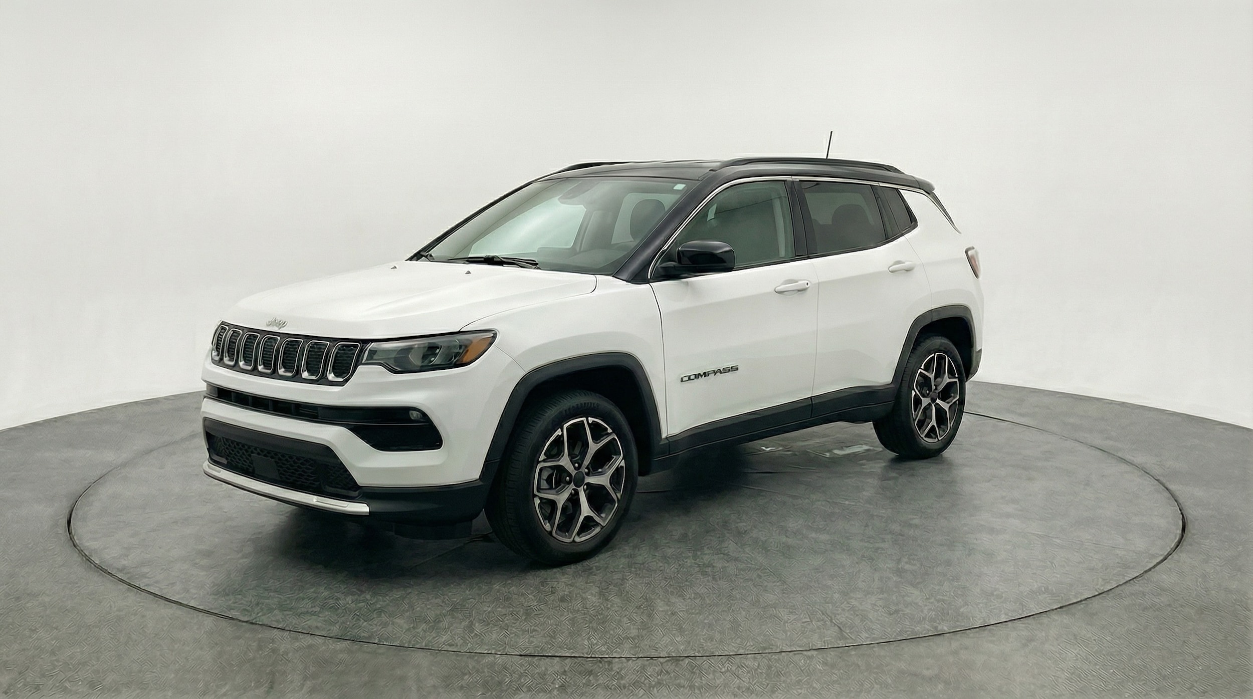 Thumbnail: 2025 Jeep Compass - 3