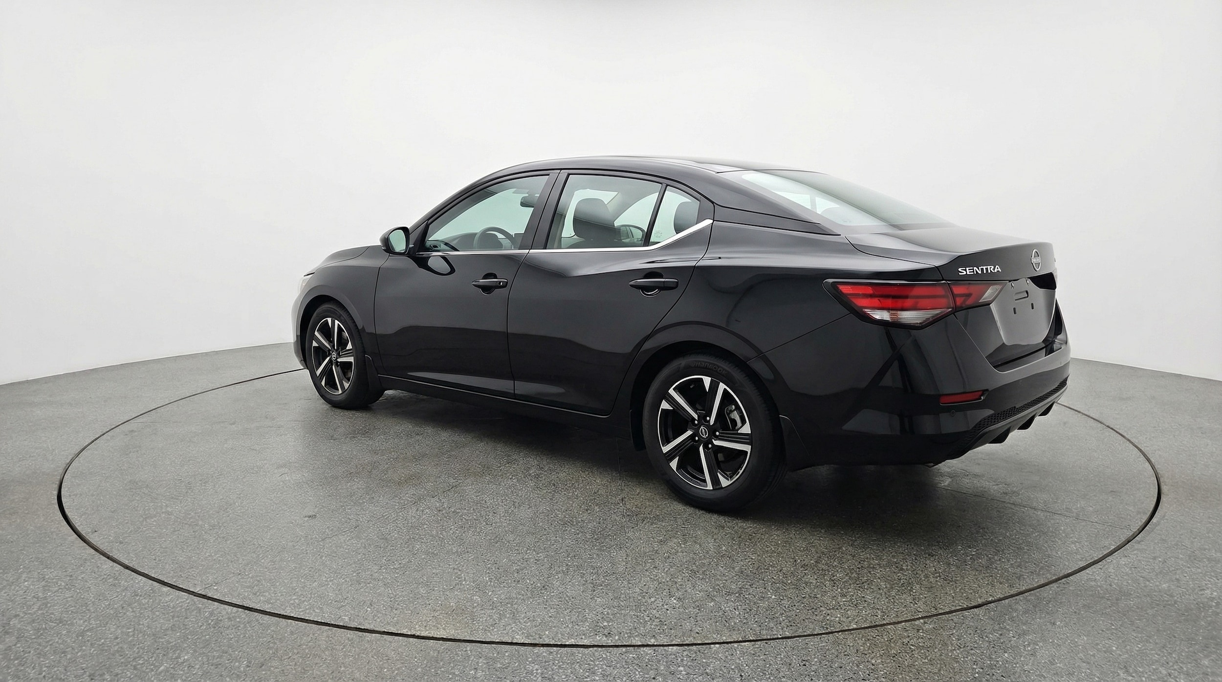 Thumbnail: 2025 Nissan Sentra - 5