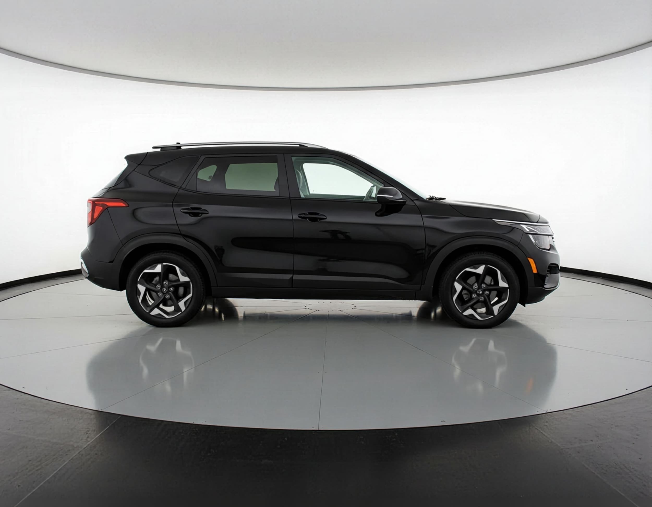 Thumbnail: 2025 Kia Seltos - 8