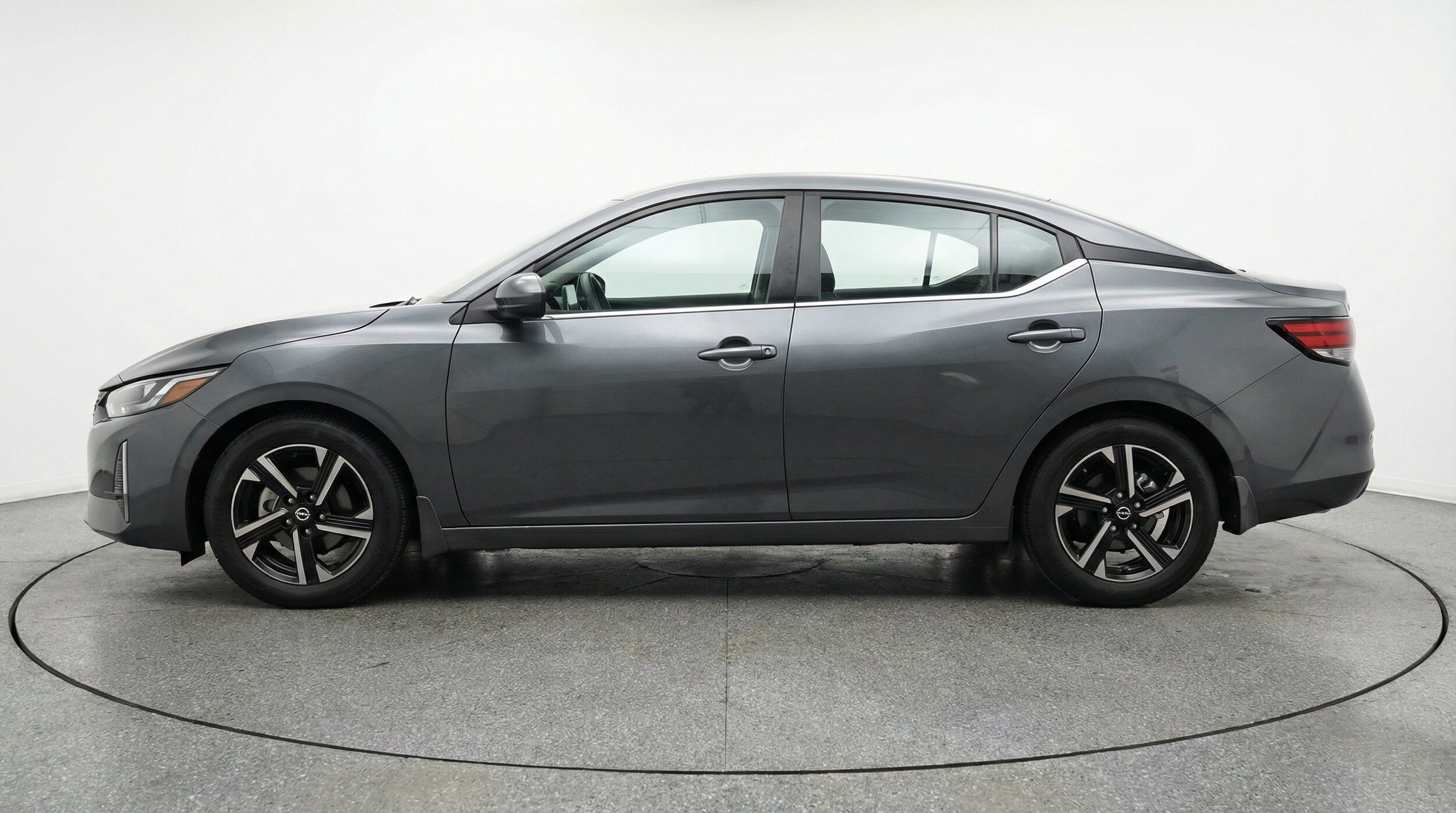 Thumbnail: 2025 Nissan Sentra - 5