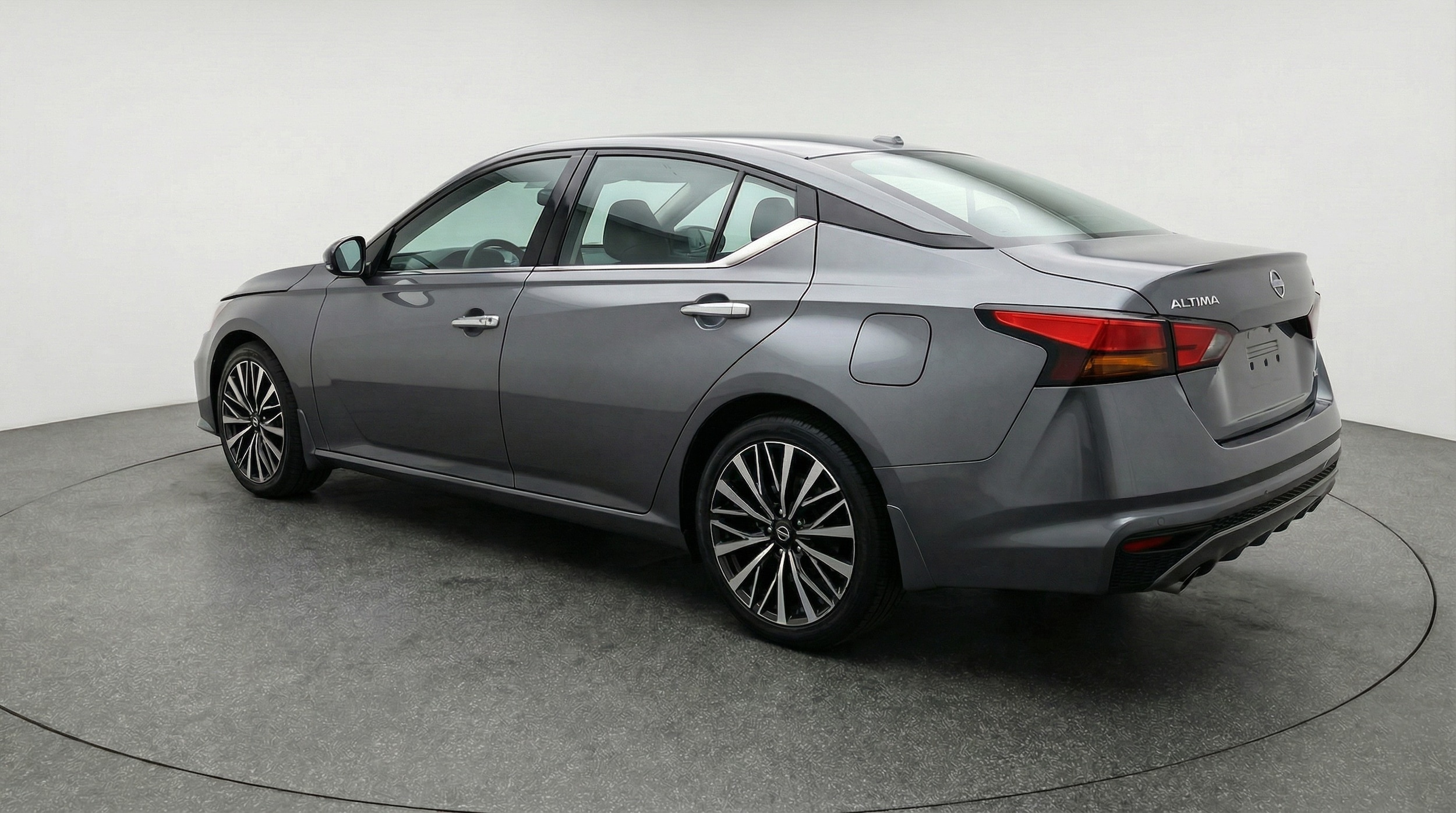 Thumbnail: 2025 Nissan Altima - 5