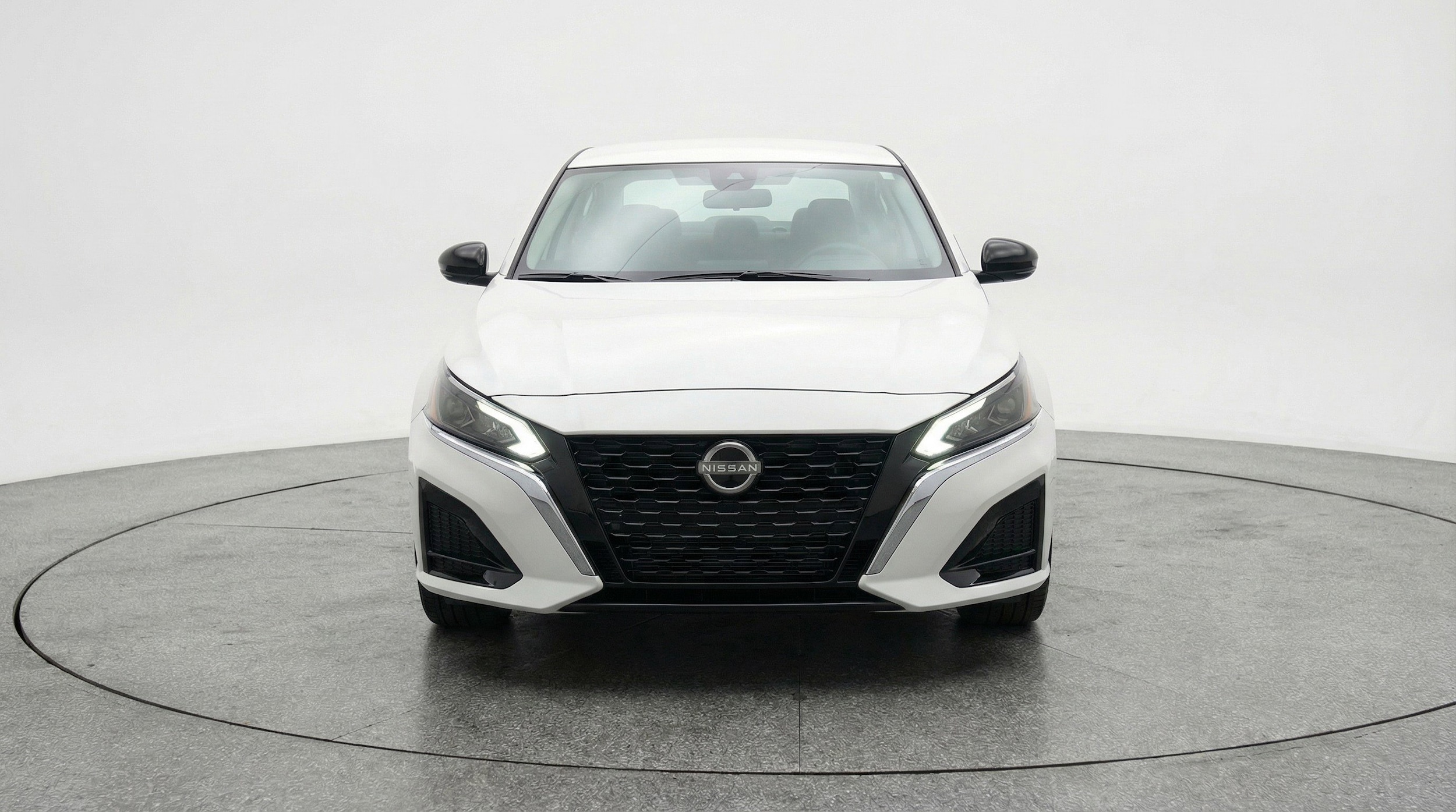 Thumbnail: 2025 Nissan Altima - 2