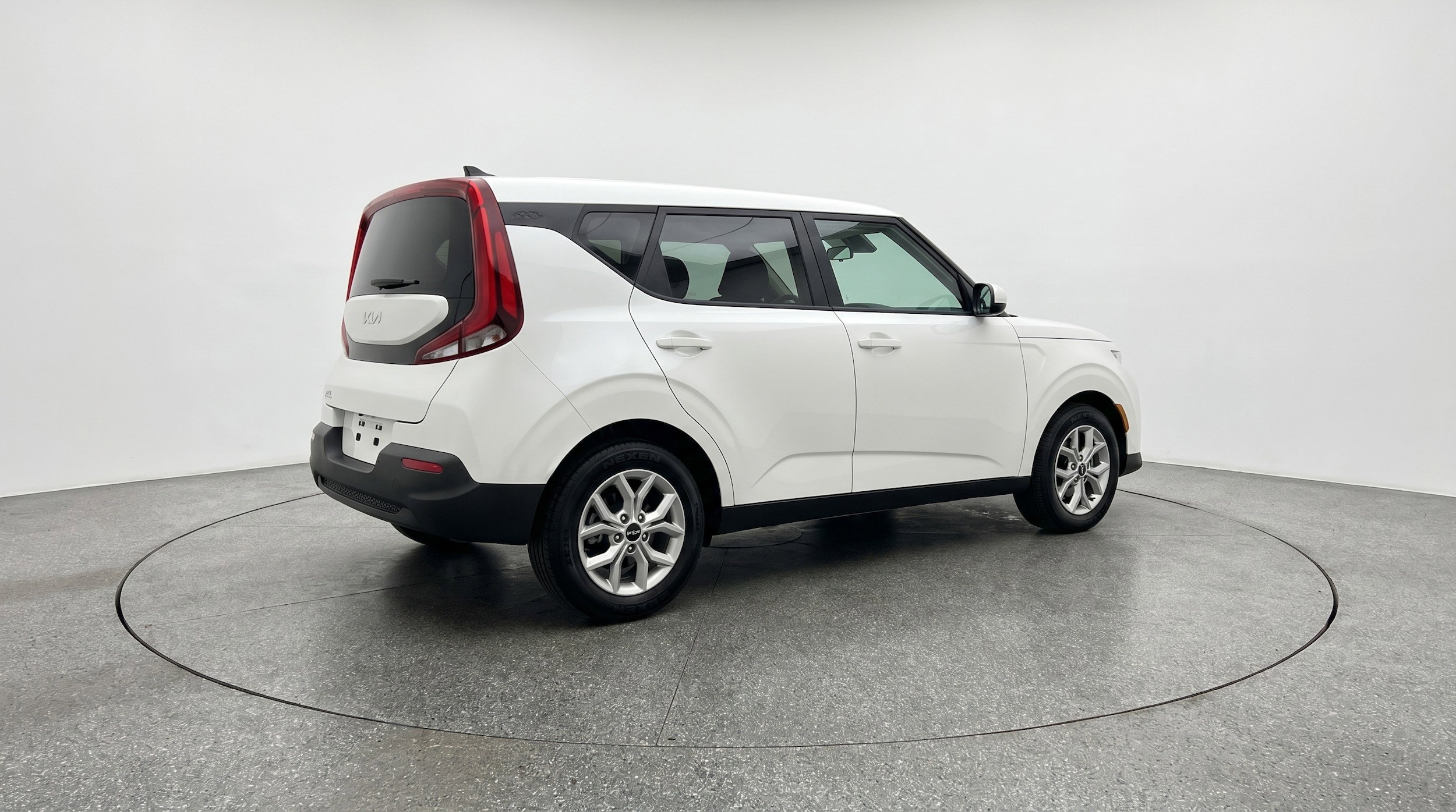 Thumbnail: 2025 Kia Soul - 9