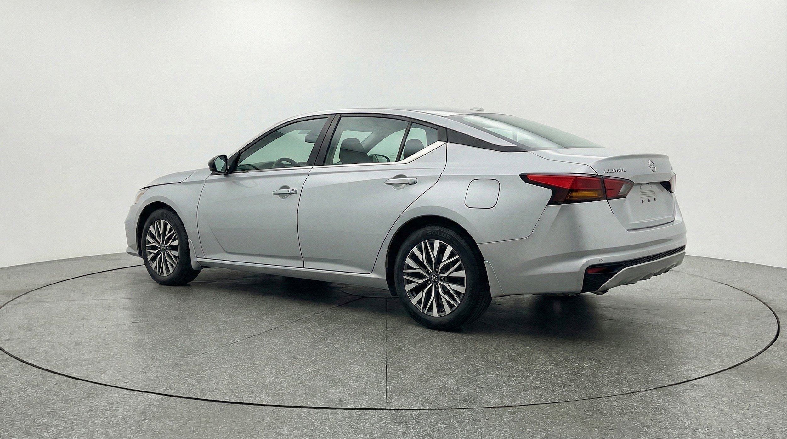 Thumbnail: 2025 Nissan Altima - 6