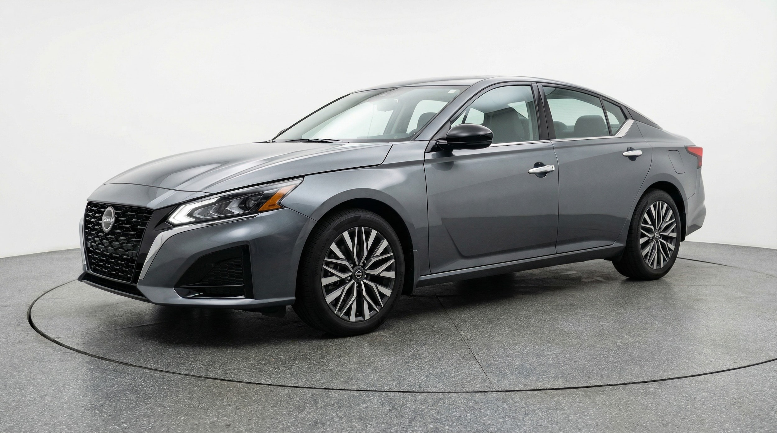 Thumbnail: 2025 Nissan Altima - 3