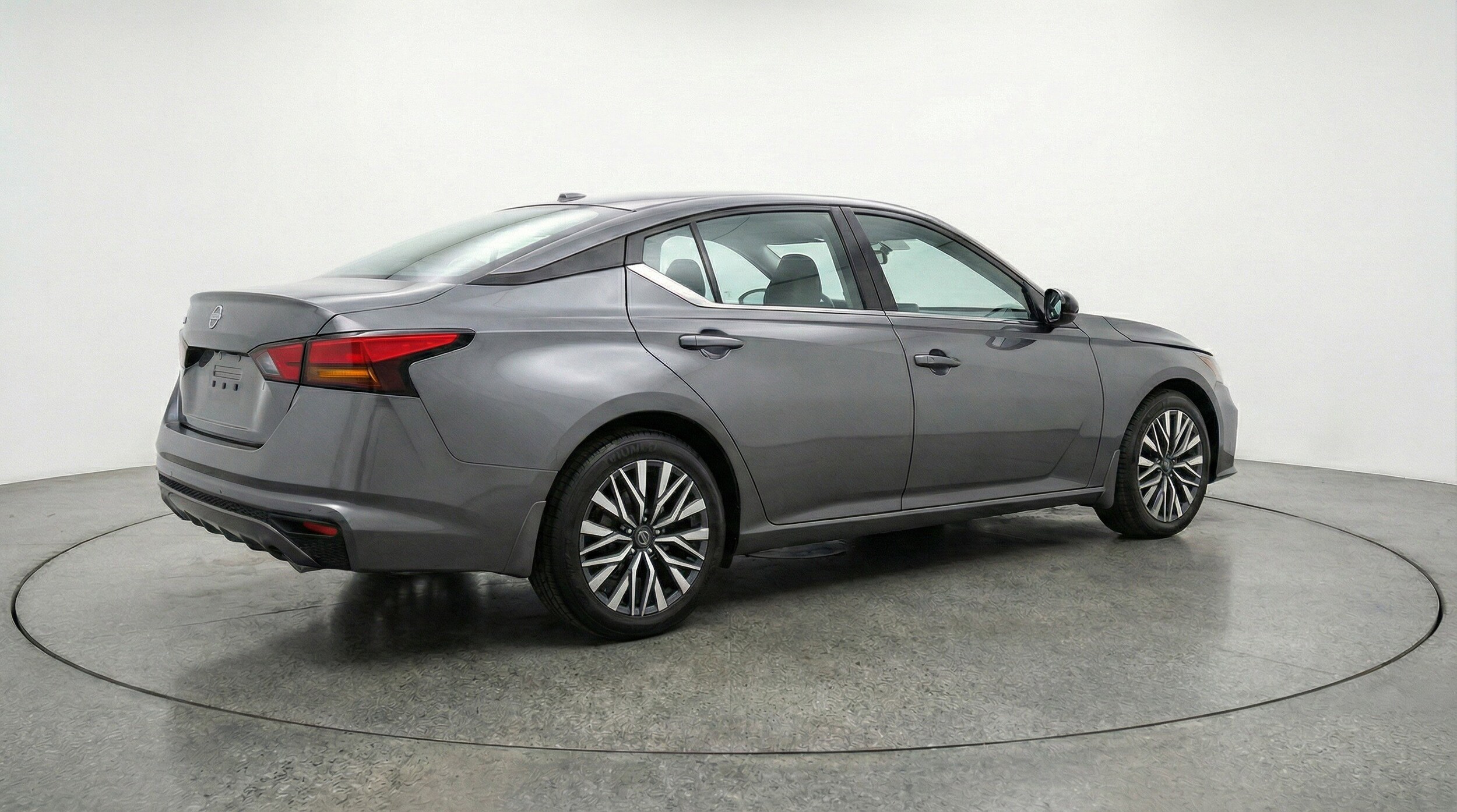 Thumbnail: 2025 Nissan Altima - 9