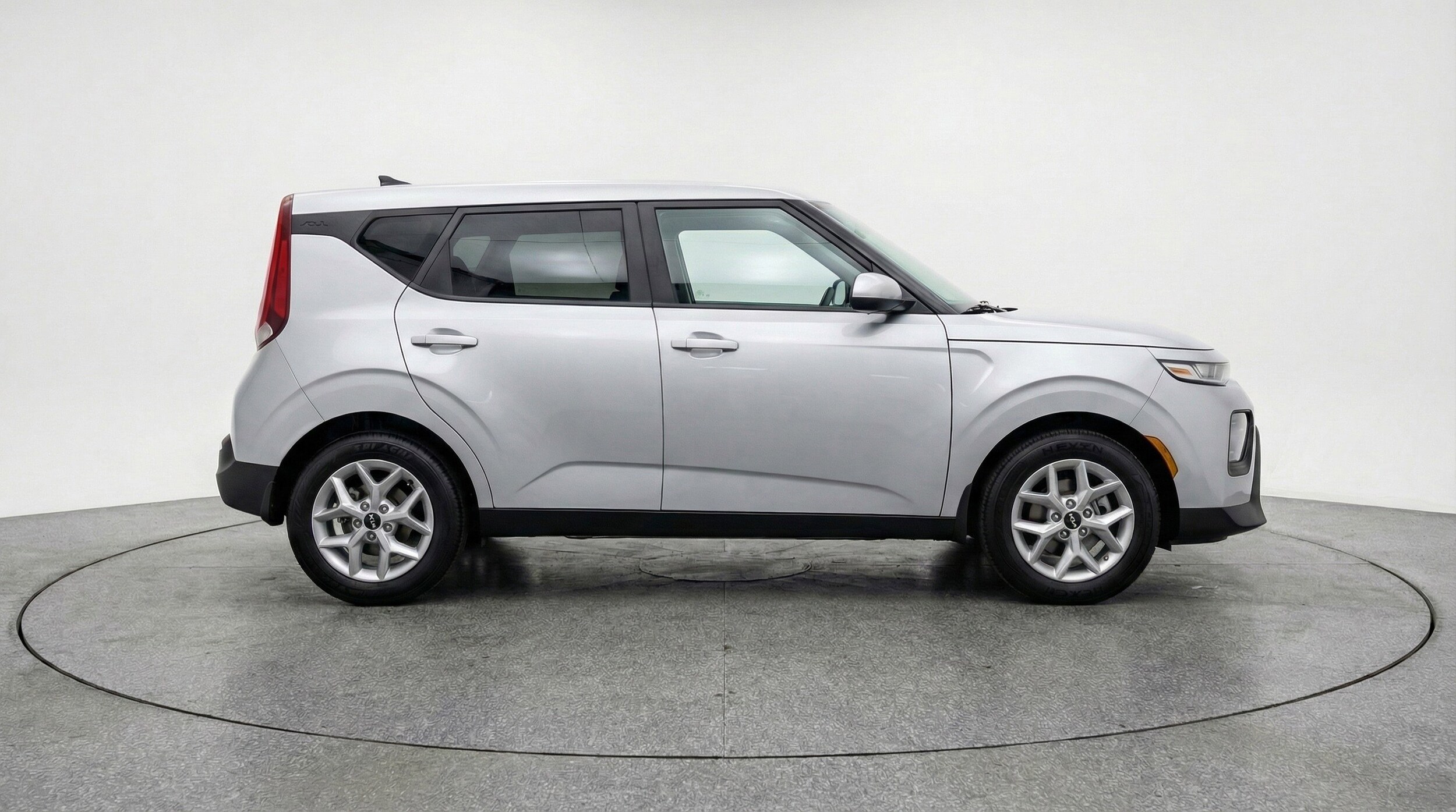 Thumbnail: 2025 Kia Soul - 11