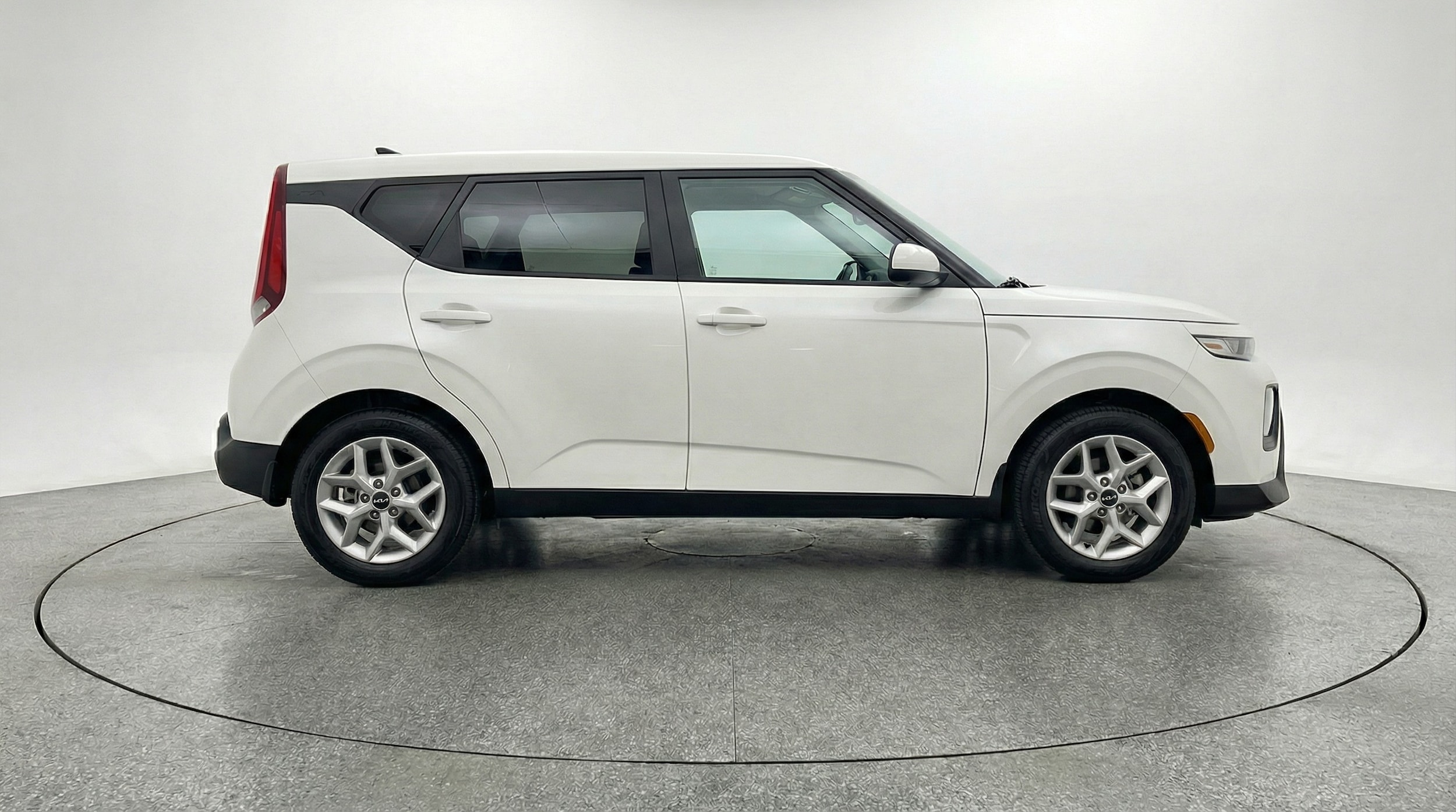 Thumbnail: 2025 Kia Soul - 8