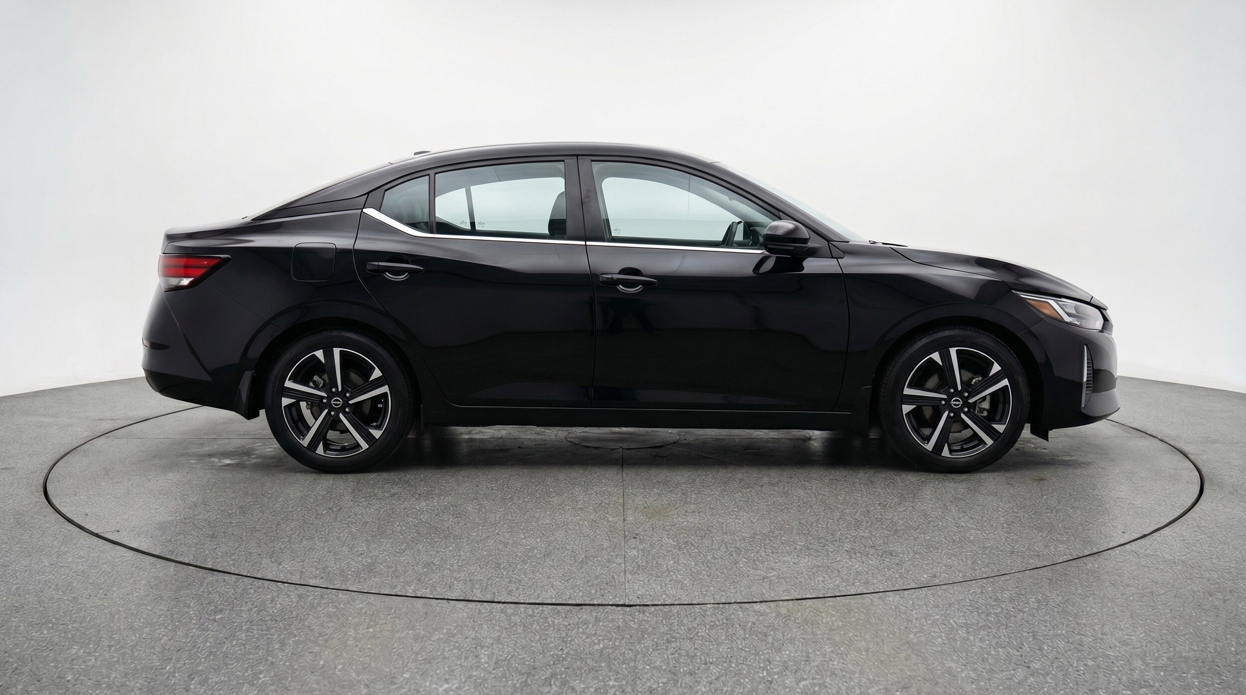 Thumbnail: 2025 Nissan Sentra - 11