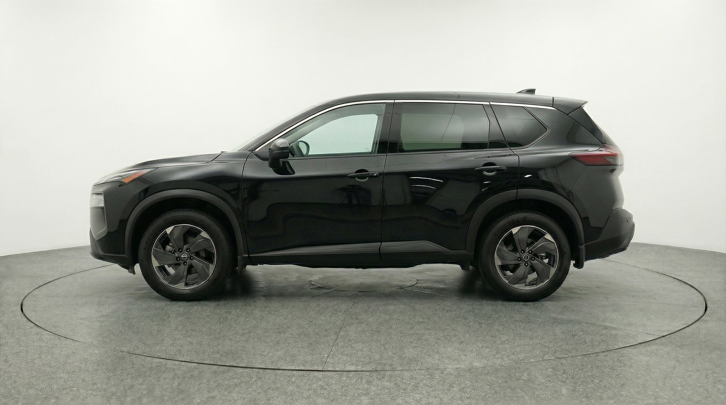 Thumbnail: 2025 Nissan Rogue - 5