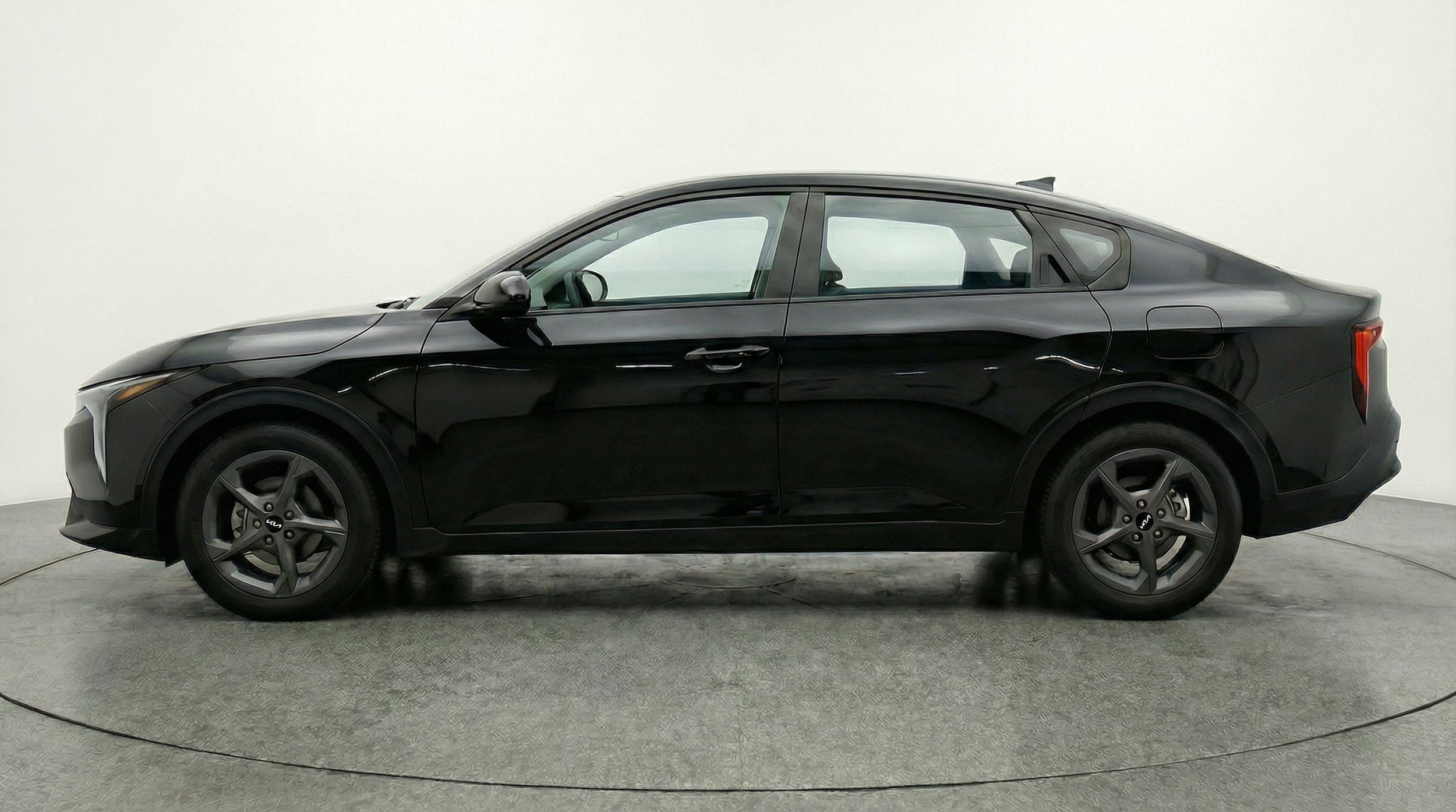 Thumbnail: 2025 Kia K4 - 4