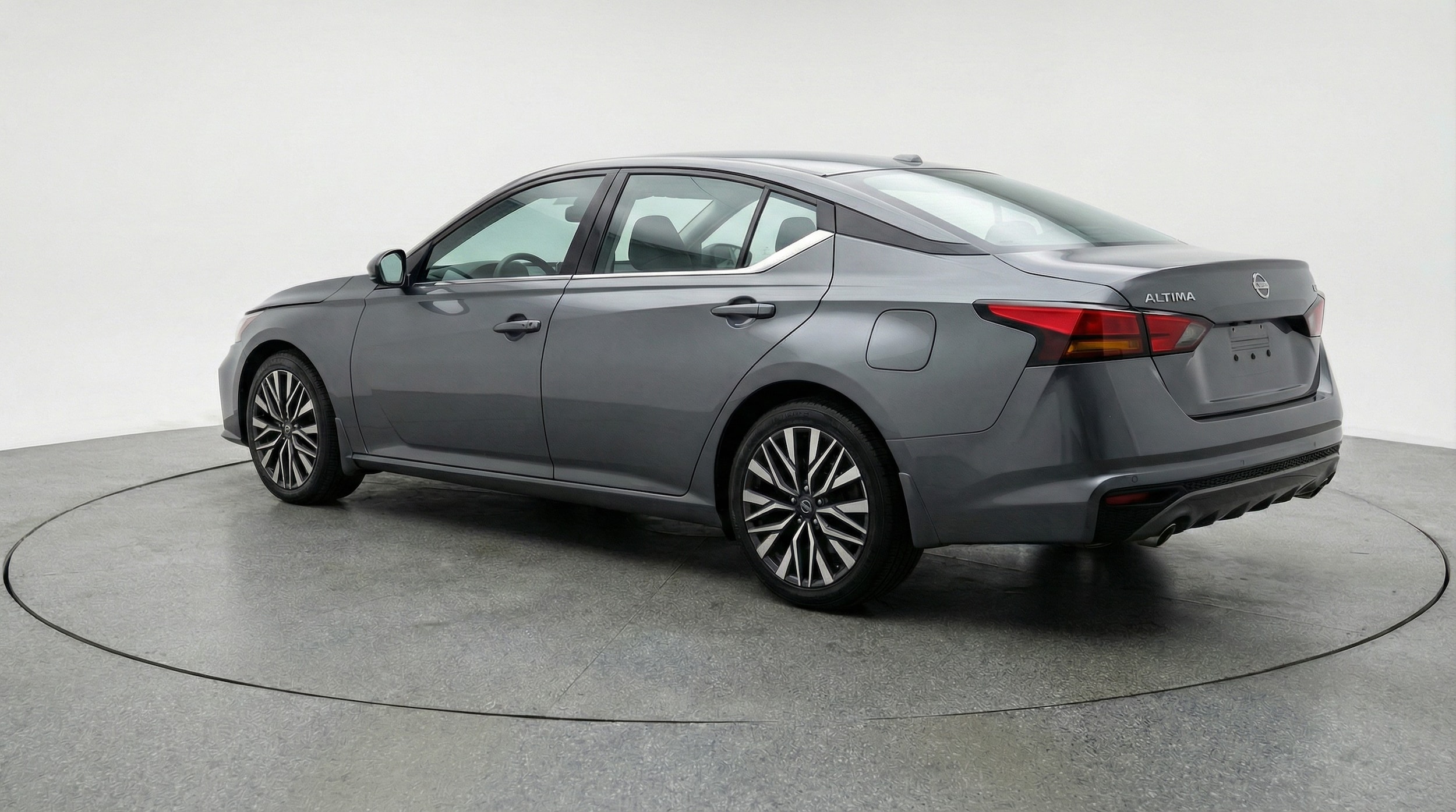 Thumbnail: 2025 Nissan Altima - 5