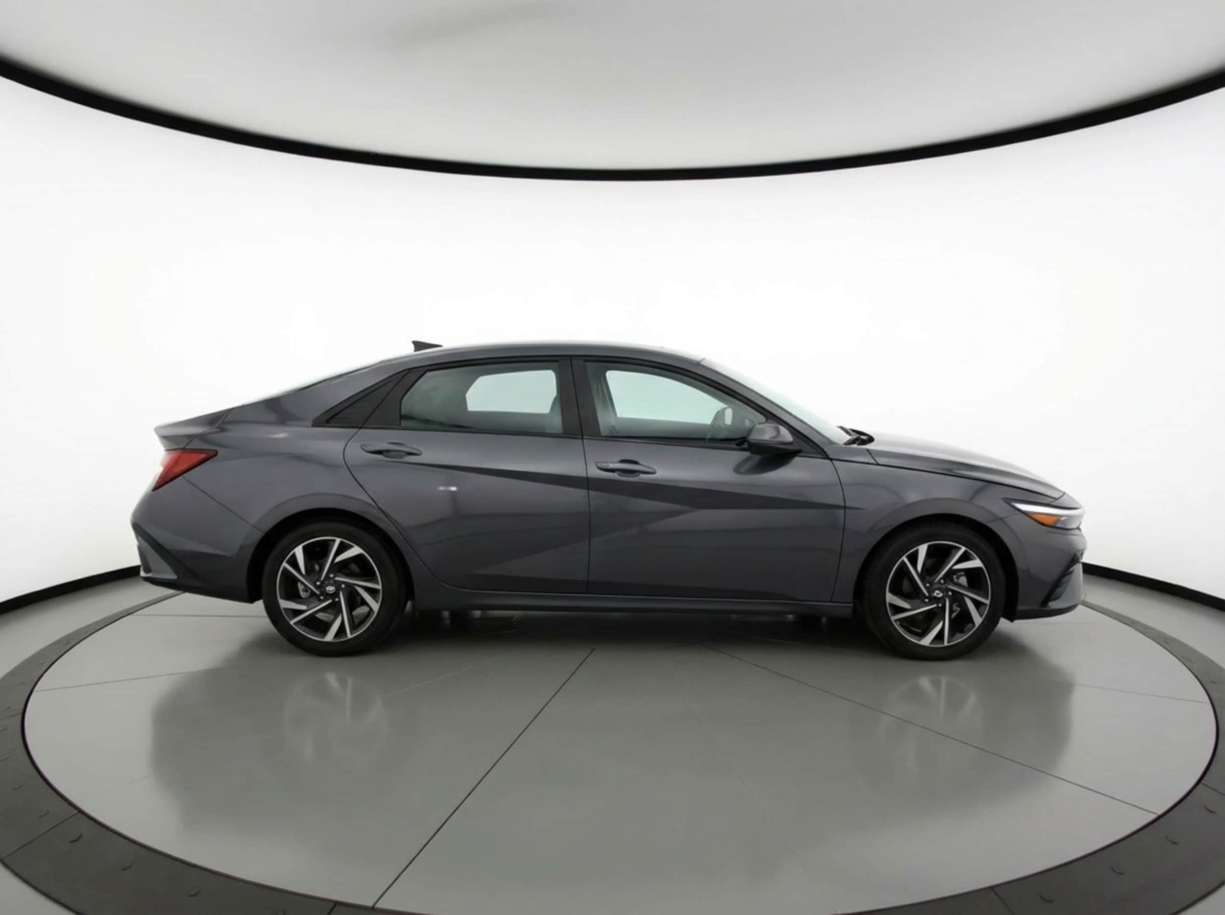 Thumbnail: 2025 Hyundai Elantra - 8