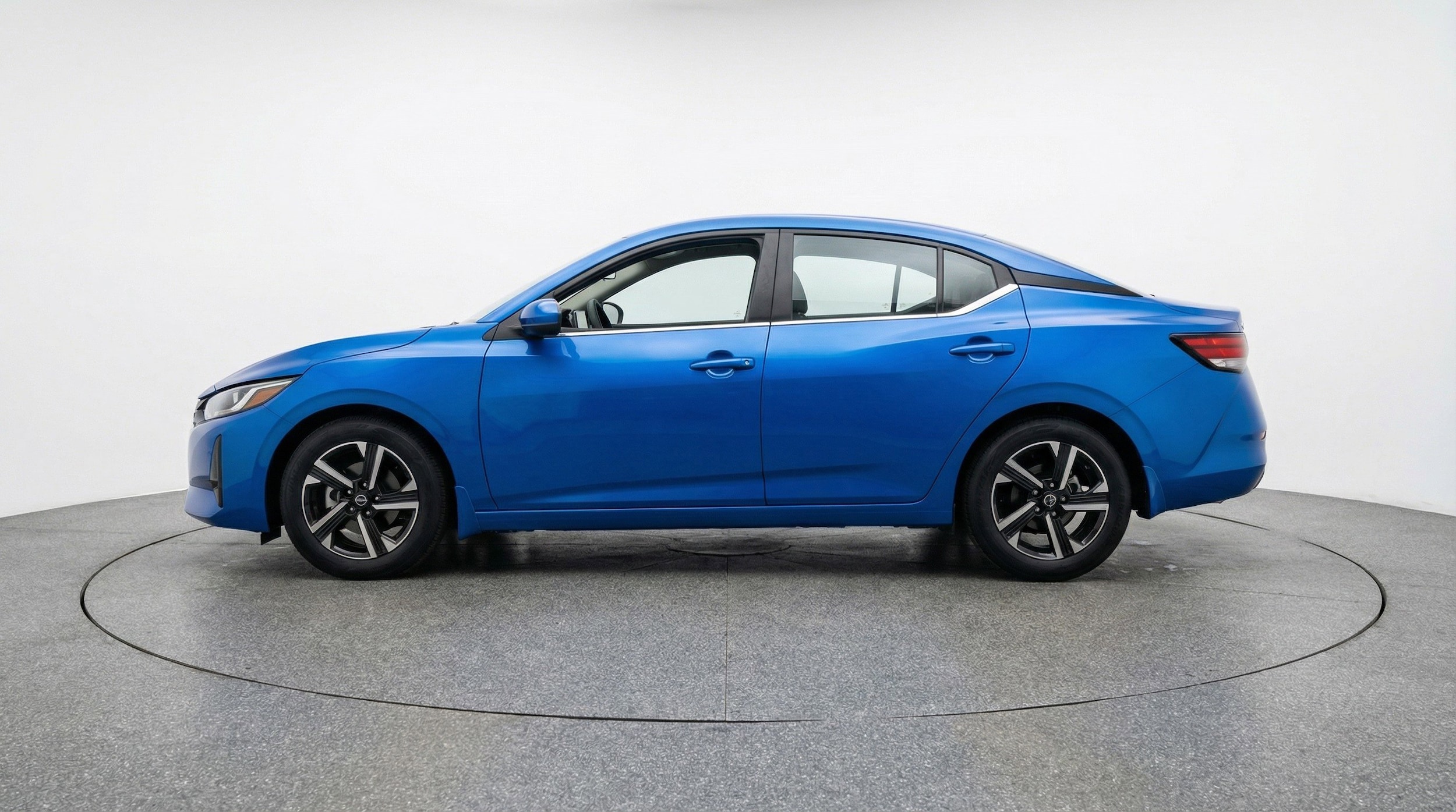 Thumbnail: 2025 Nissan Sentra - 5