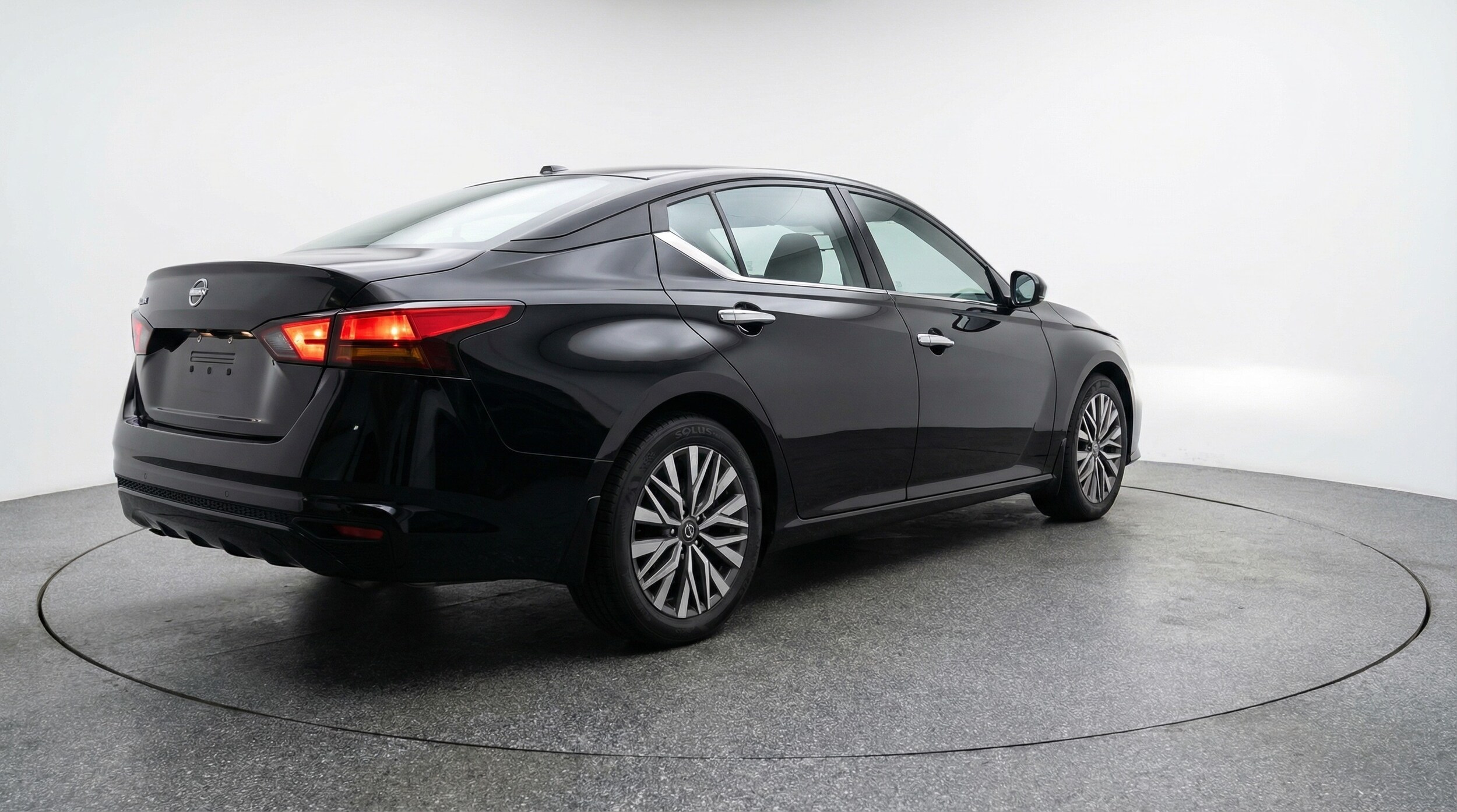 Thumbnail: 2025 Nissan Altima - 7