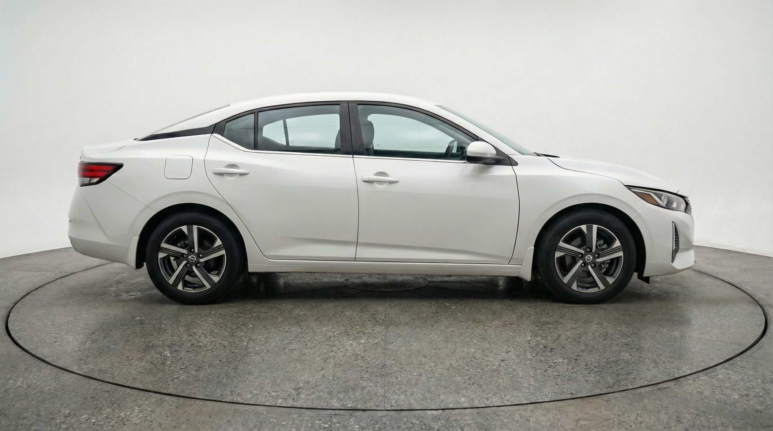 Thumbnail: 2025 Nissan Sentra - 8