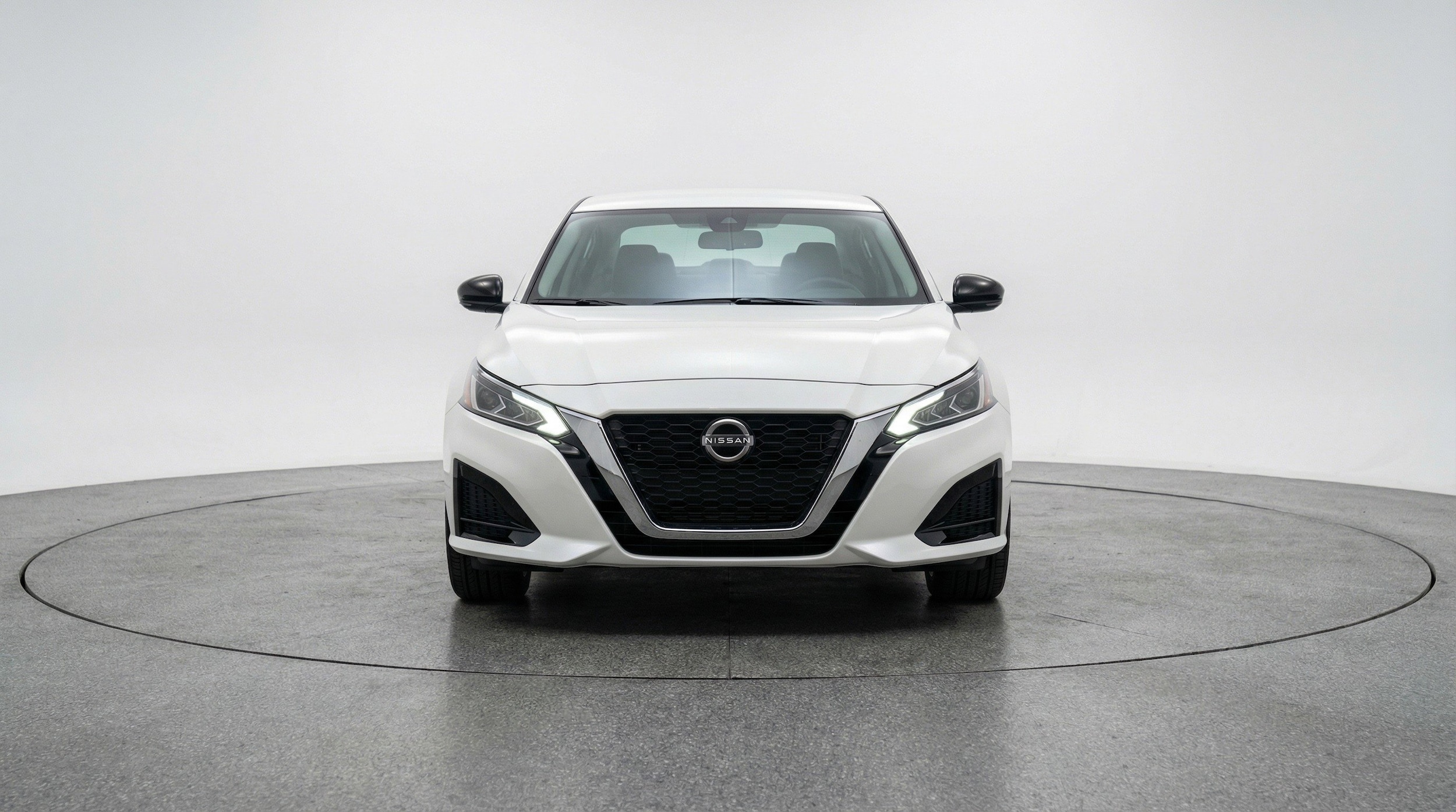 Thumbnail: 2025 Nissan Altima - 2