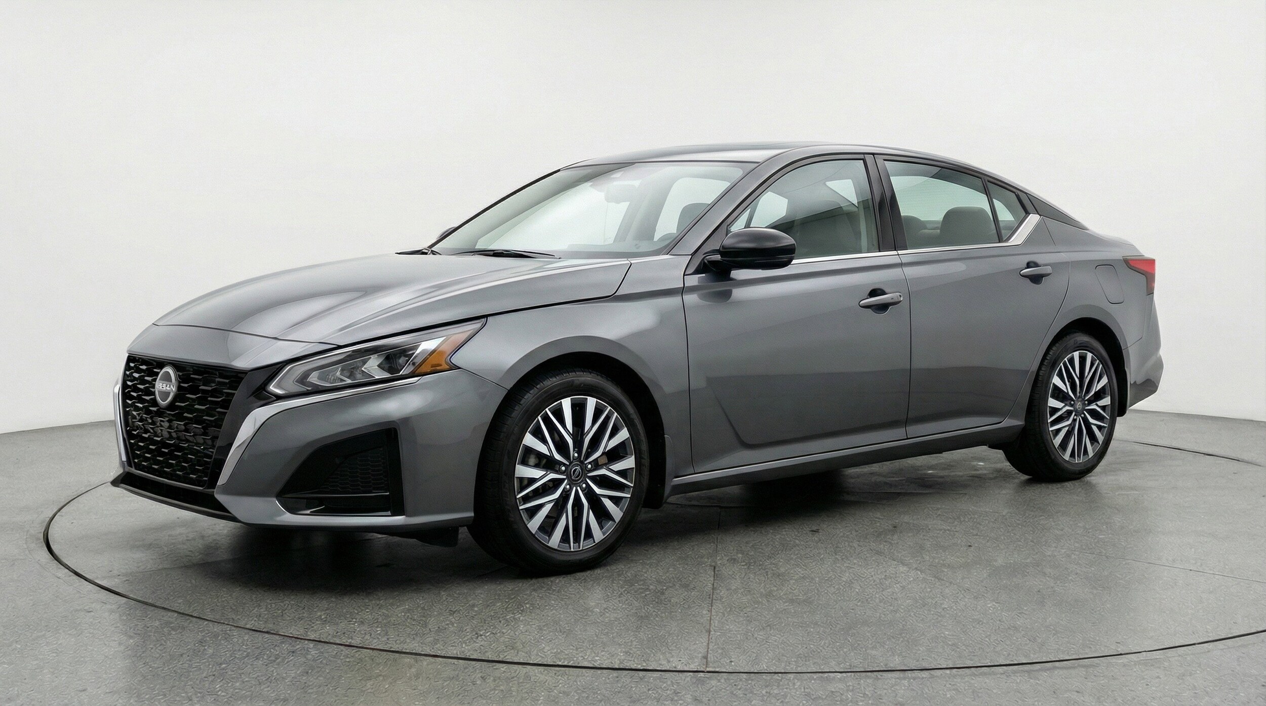 Thumbnail: 2025 Nissan Altima - 3