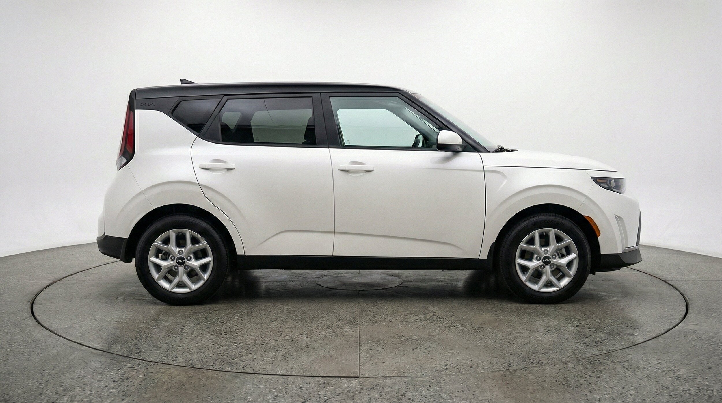 Thumbnail: 2025 Kia Soul - 11