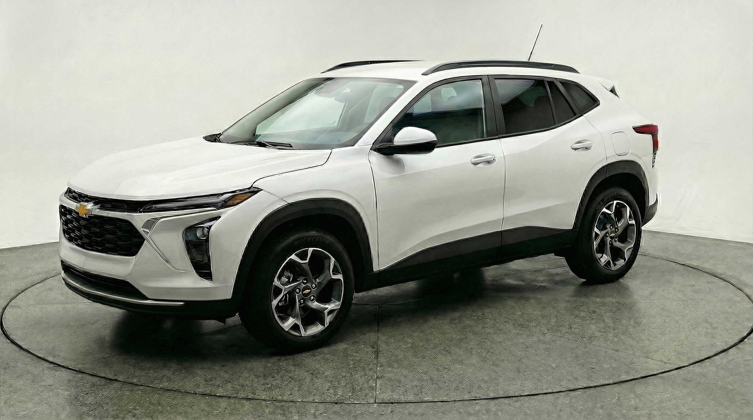 Thumbnail: 2025 Chevrolet Trax - 3