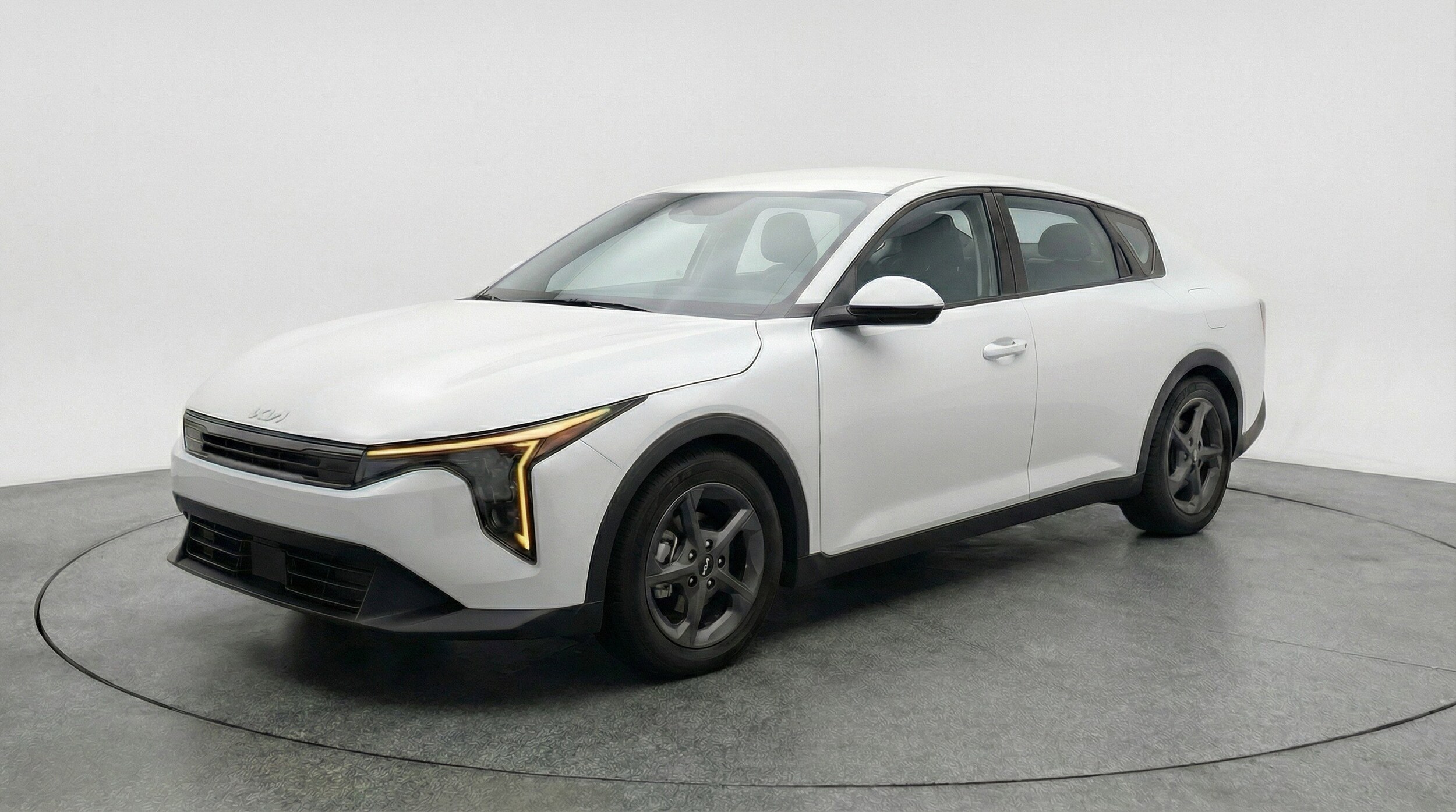 Thumbnail: 2025 Kia K4 - 3